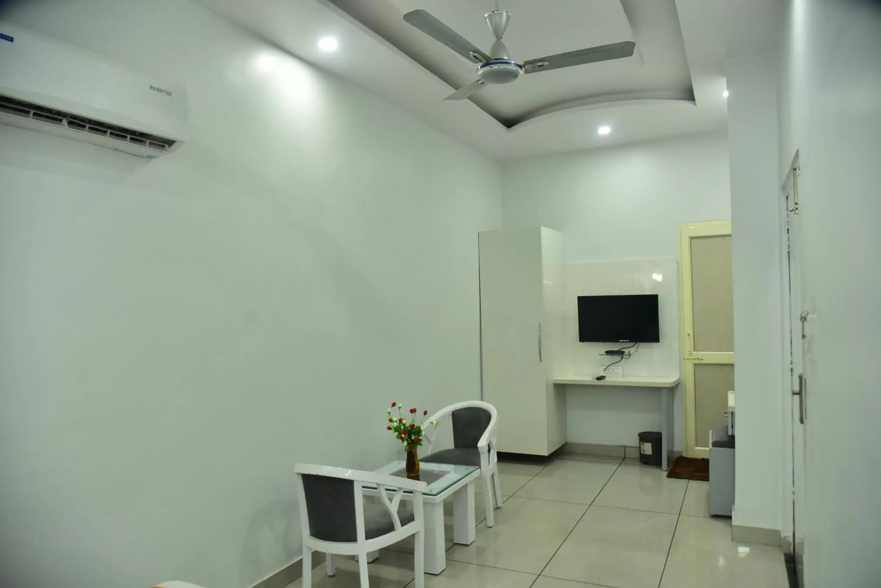 TV and multimedia in The Park View Hotel TV and multimedia in The Park View Hotel