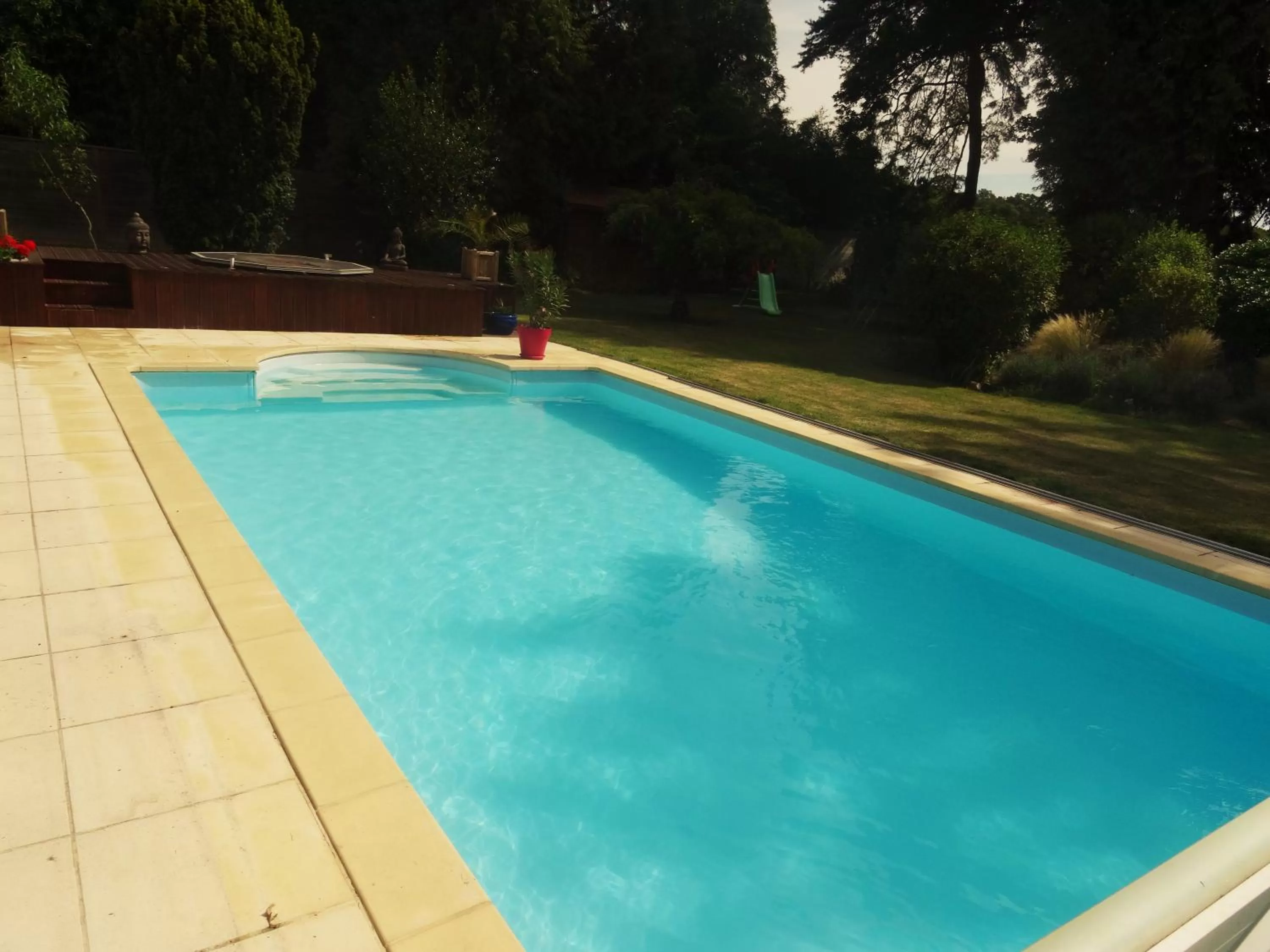 Pool view in Villa La Clef Des Champs