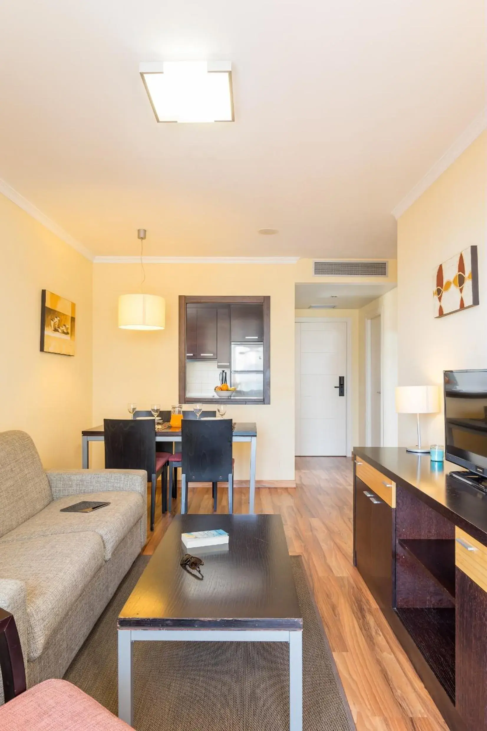 Living room in Pierre & Vacances Benalmádena Príncipe Living room in Pierre & Vacances Benalmádena Príncipe