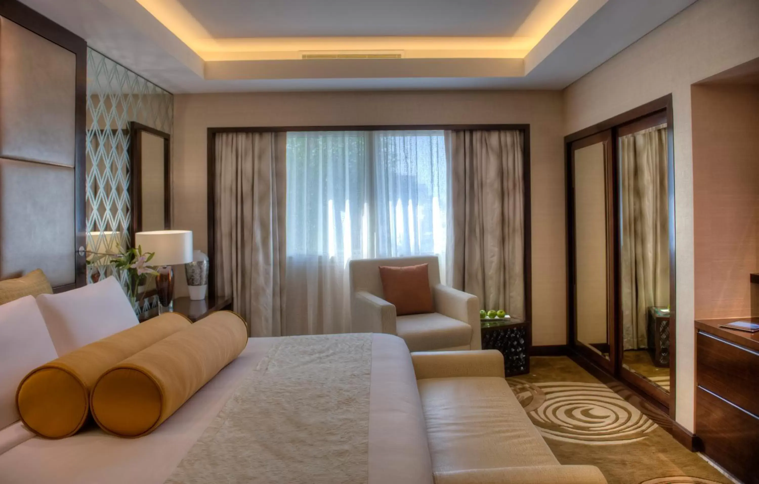 Bedroom, Seating Area in Crowne Plaza Dubai Deira, an IHG Hotel