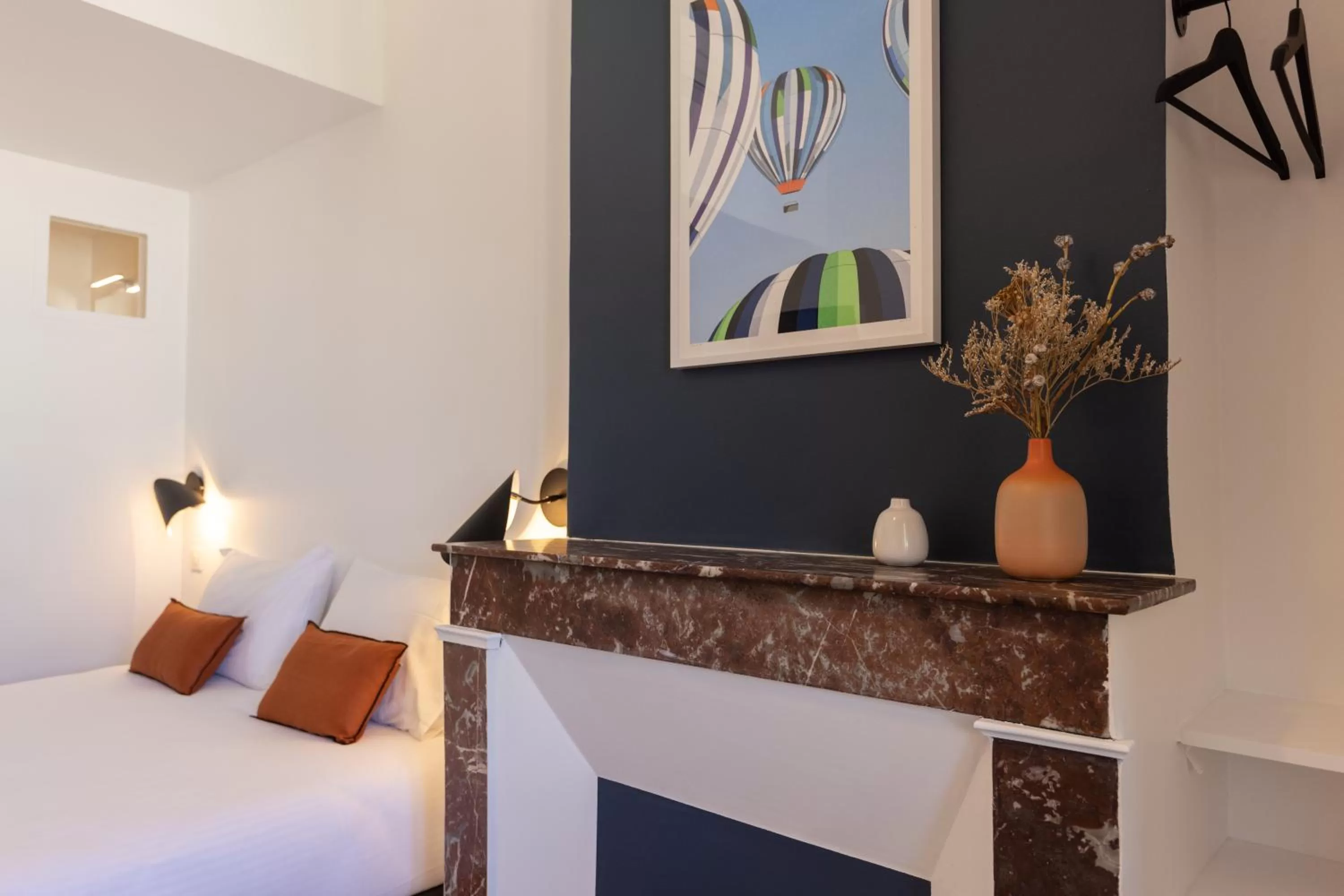 Bedroom, Bathroom in Les Séraphines - Bed & Breakfast