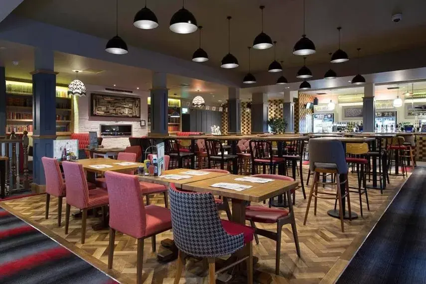 Restaurant/Places to Eat in Jolly's Hotel Wetherspoon