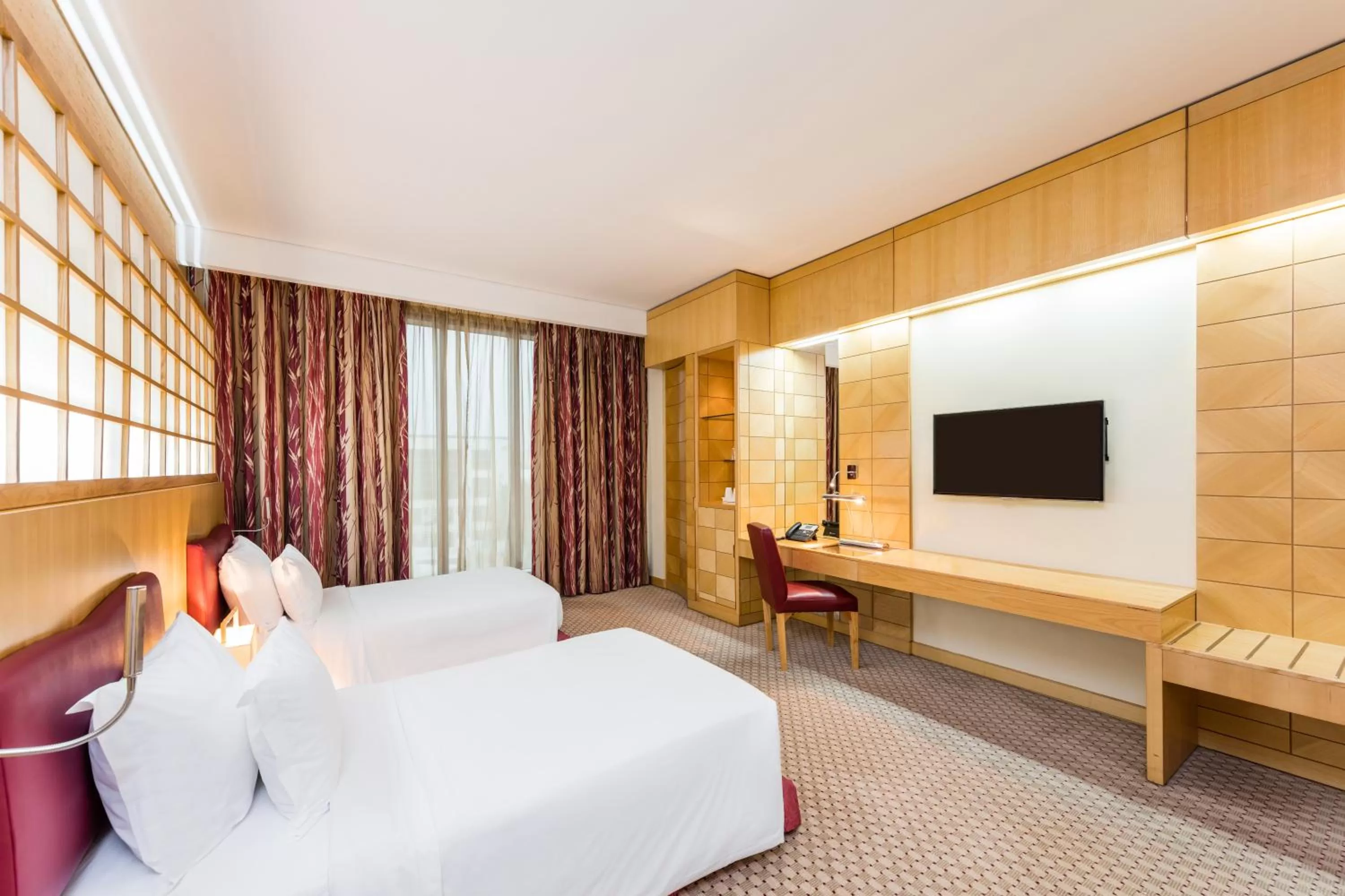 Photo of the whole room, Bed in Radisson Blu Hotel, Doha