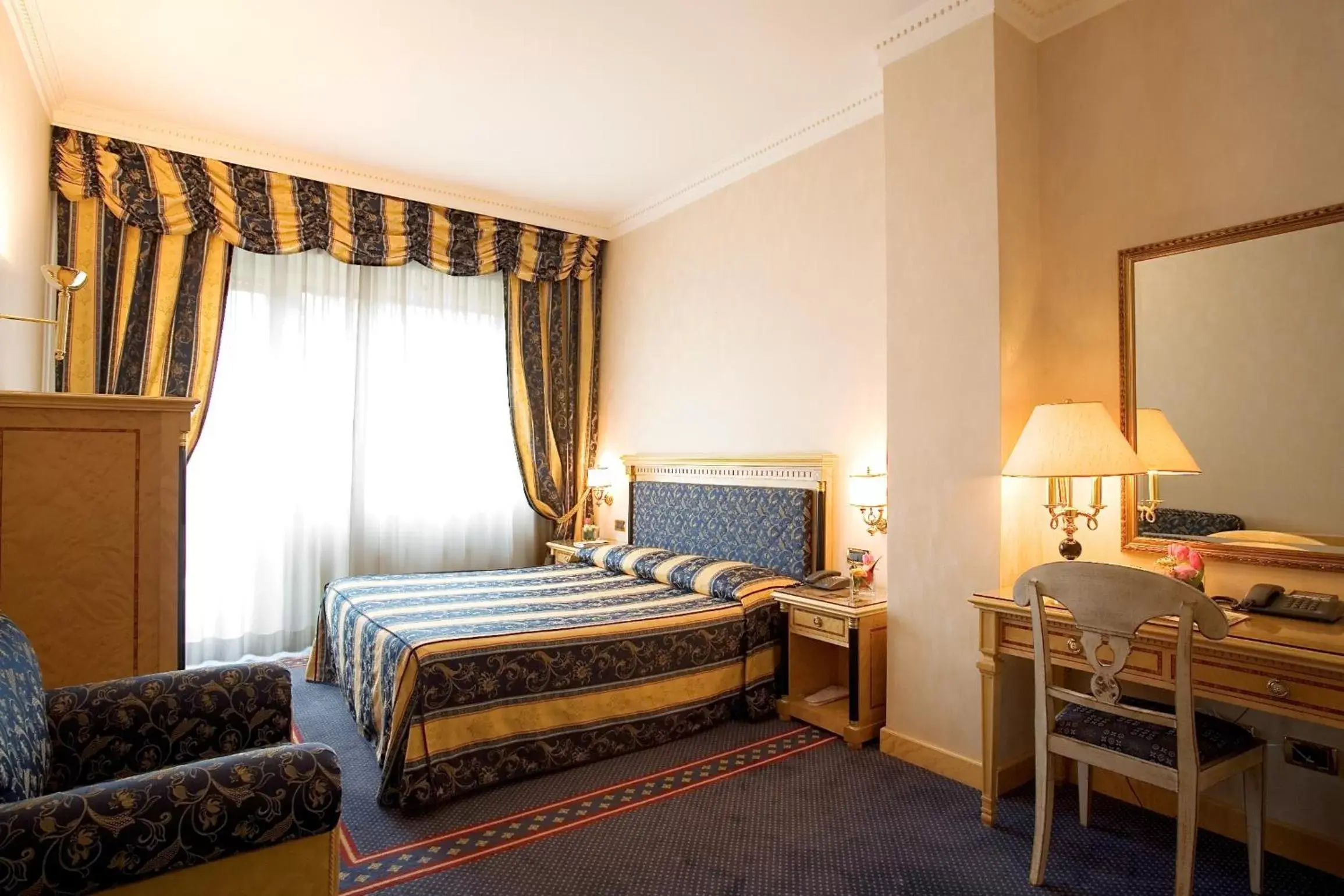 Deluxe Double Room in Hotel Excelsior San Marco