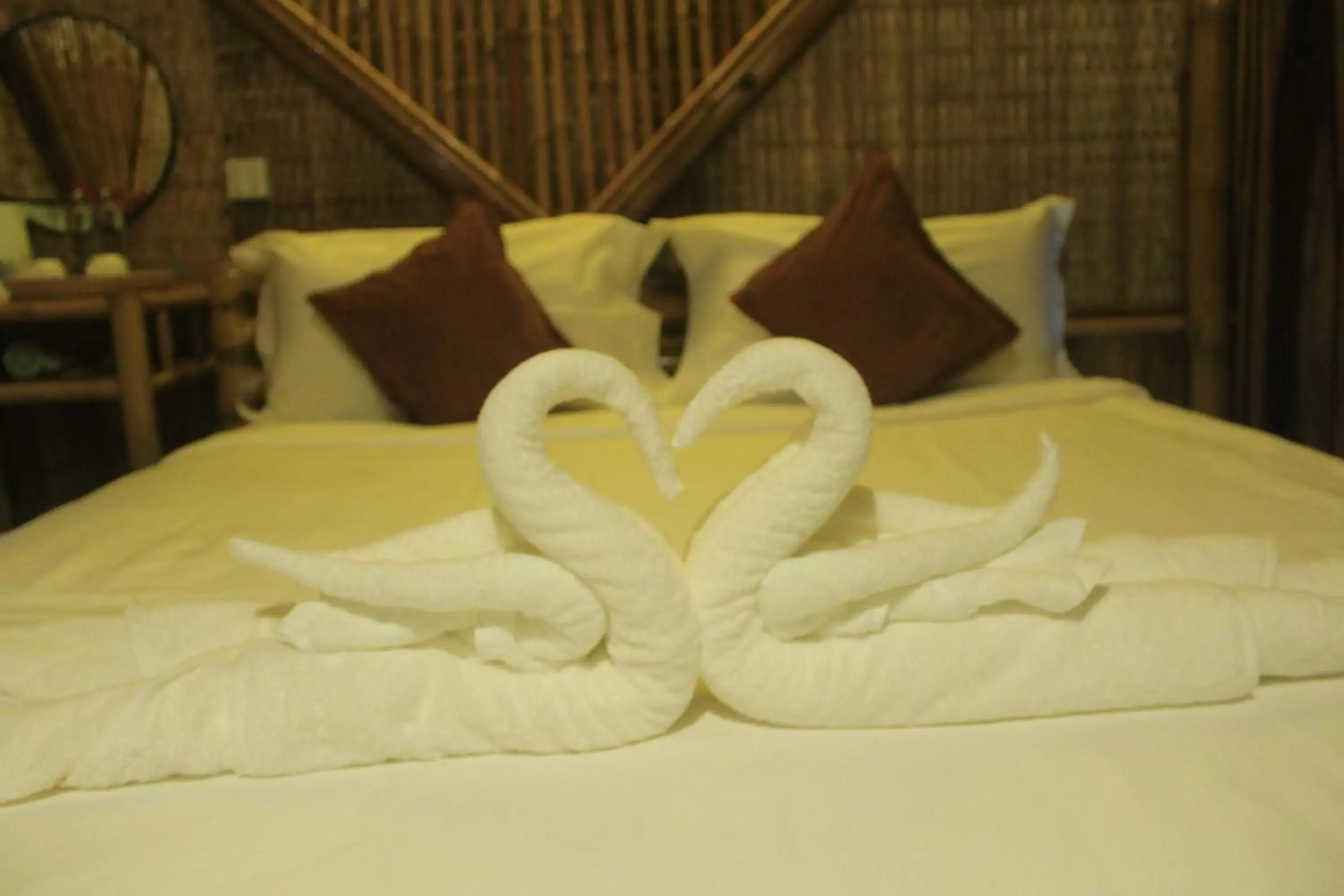 Bed in Hanchey Bamboo Resort Bed in Hanchey Bamboo Resort