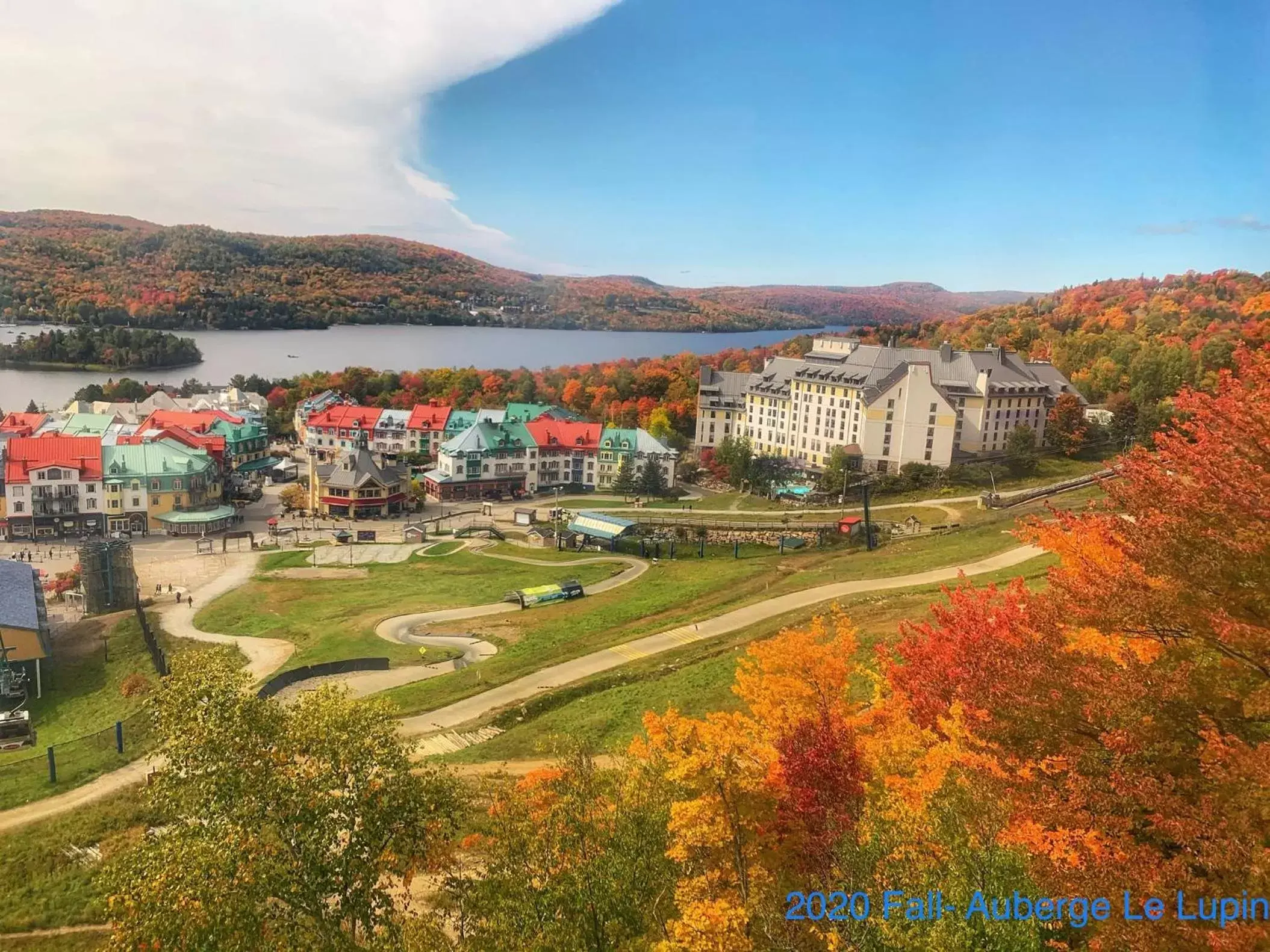 Autumn, Bird's-eye View in Auberge Le Lupin B&B-Self Check-in