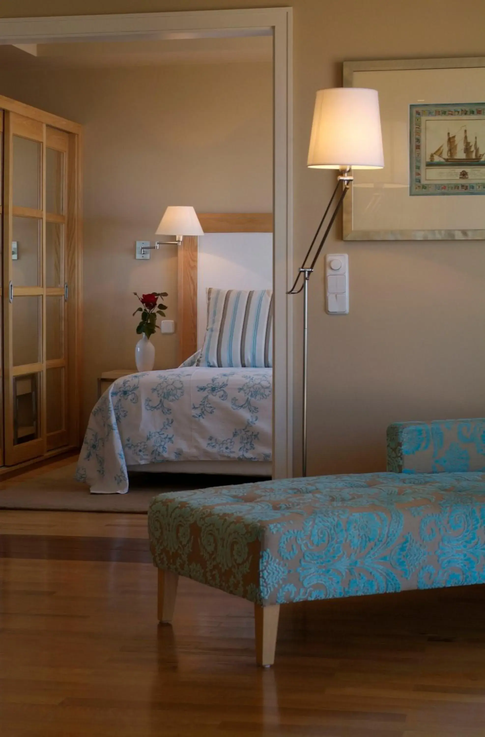 Seating area, Bed in Pestana Carlton Madeira Ocean Resort Hotel