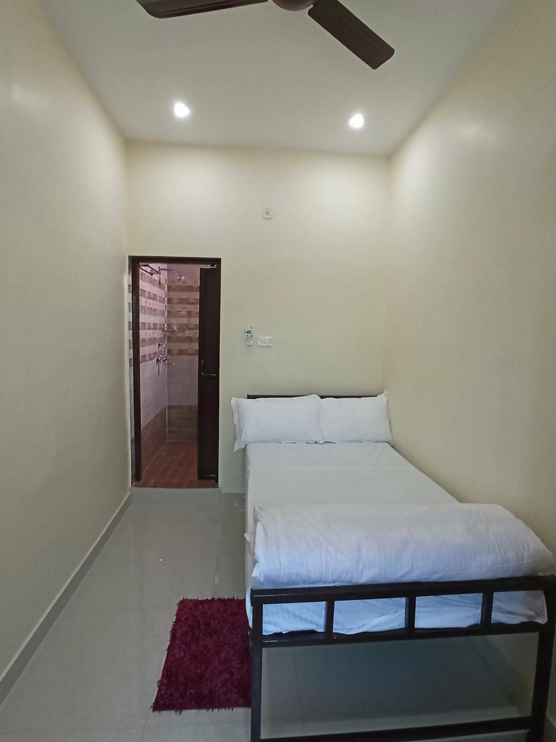 Bed in Hotel Saraswati Palace