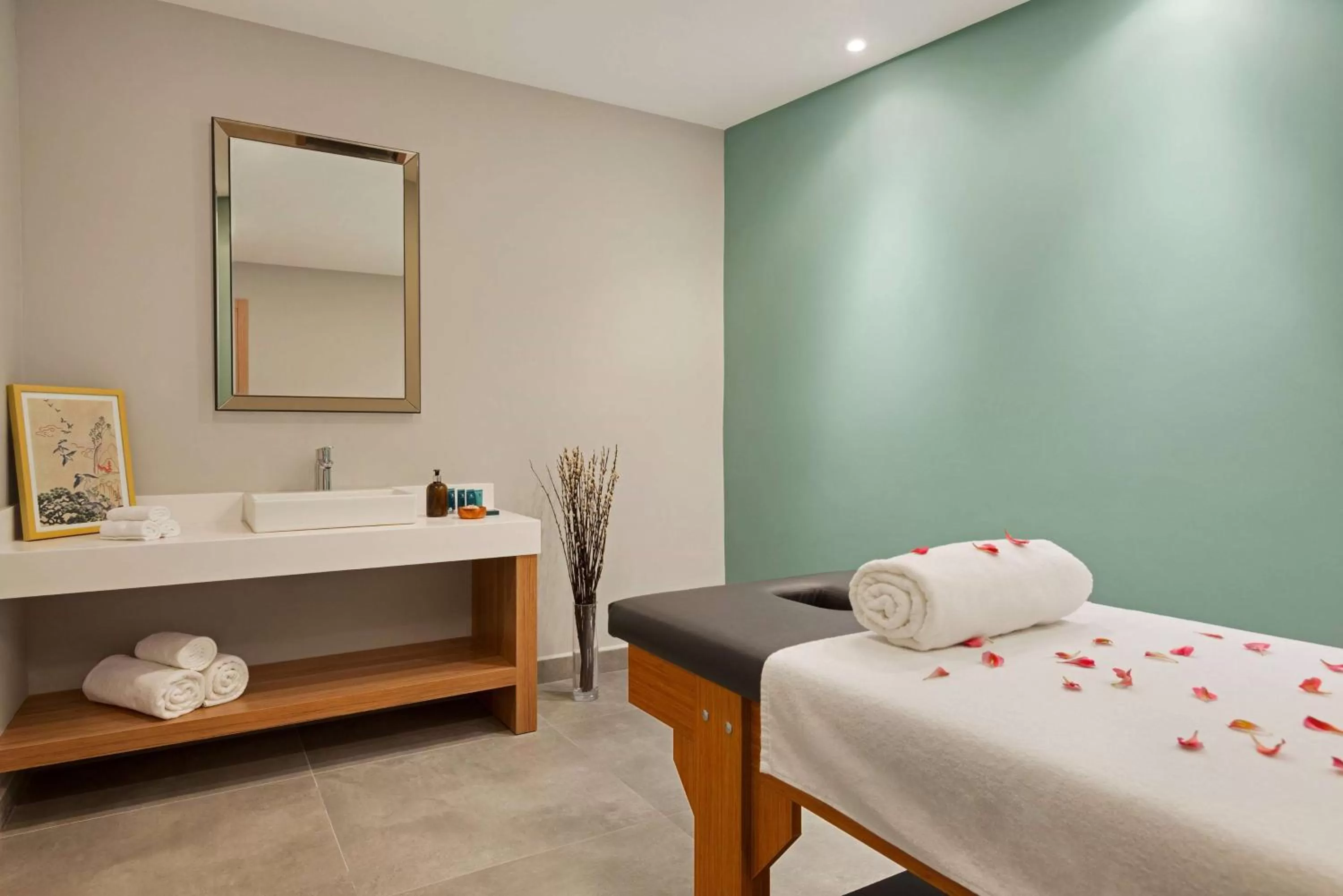 Spa and wellness centre/facilities in Tryp by Wyndham Istanbul Atasehir