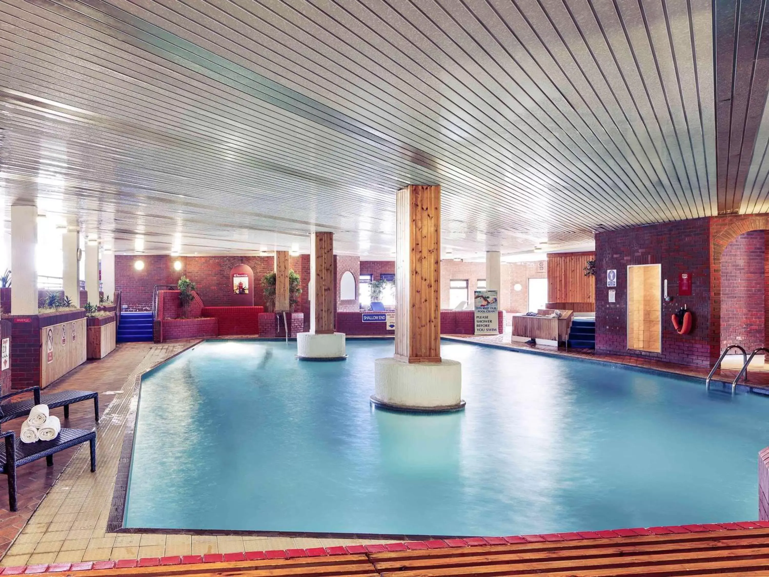 Spa and wellness centre/facilities in Mercure Maidstone Great Danes Hotel