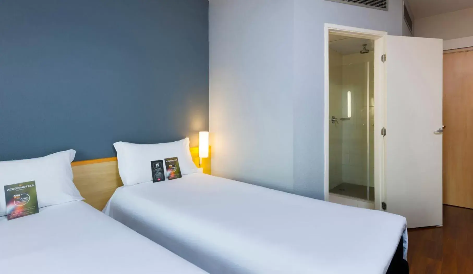 Bed in ibis Campinas Bed in ibis Campinas