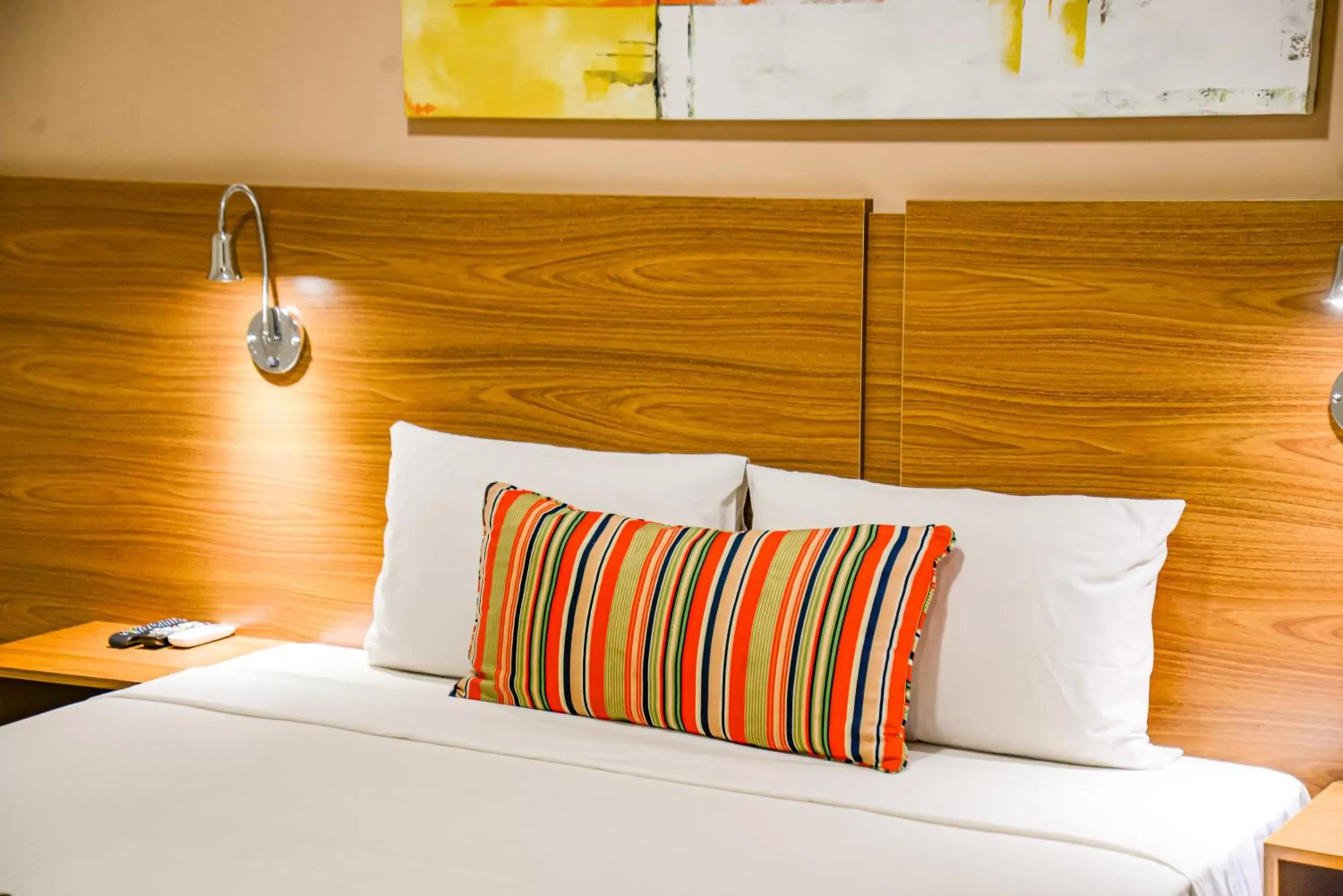 Bedroom, Bed in Comfort Hotel Bauru