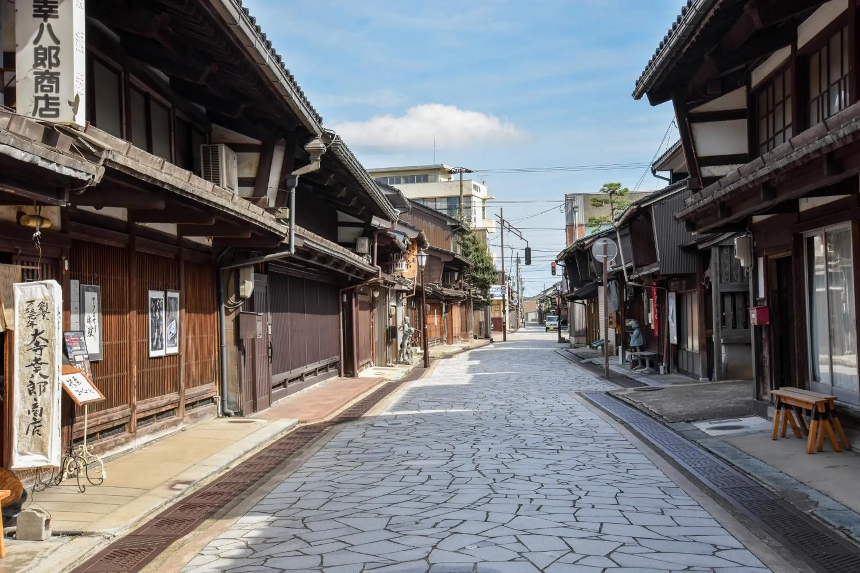 Nearby landmark, Neighborhood in Kadokyu Ryokan