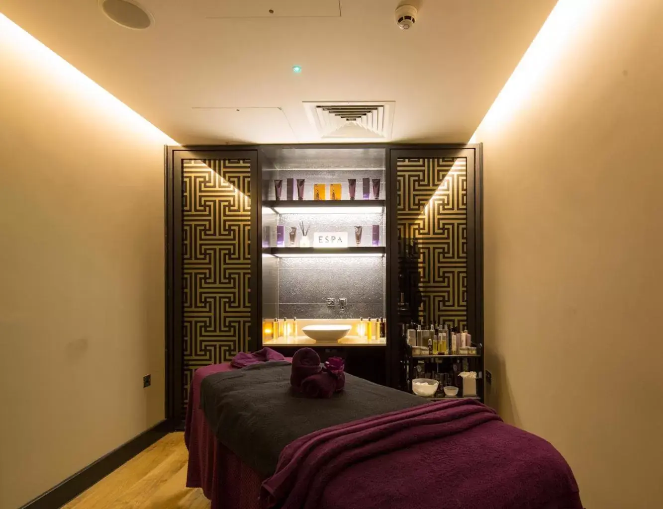 Spa and wellness centre/facilities in Crowne Plaza Gerrards Cross, an IHG Hotel