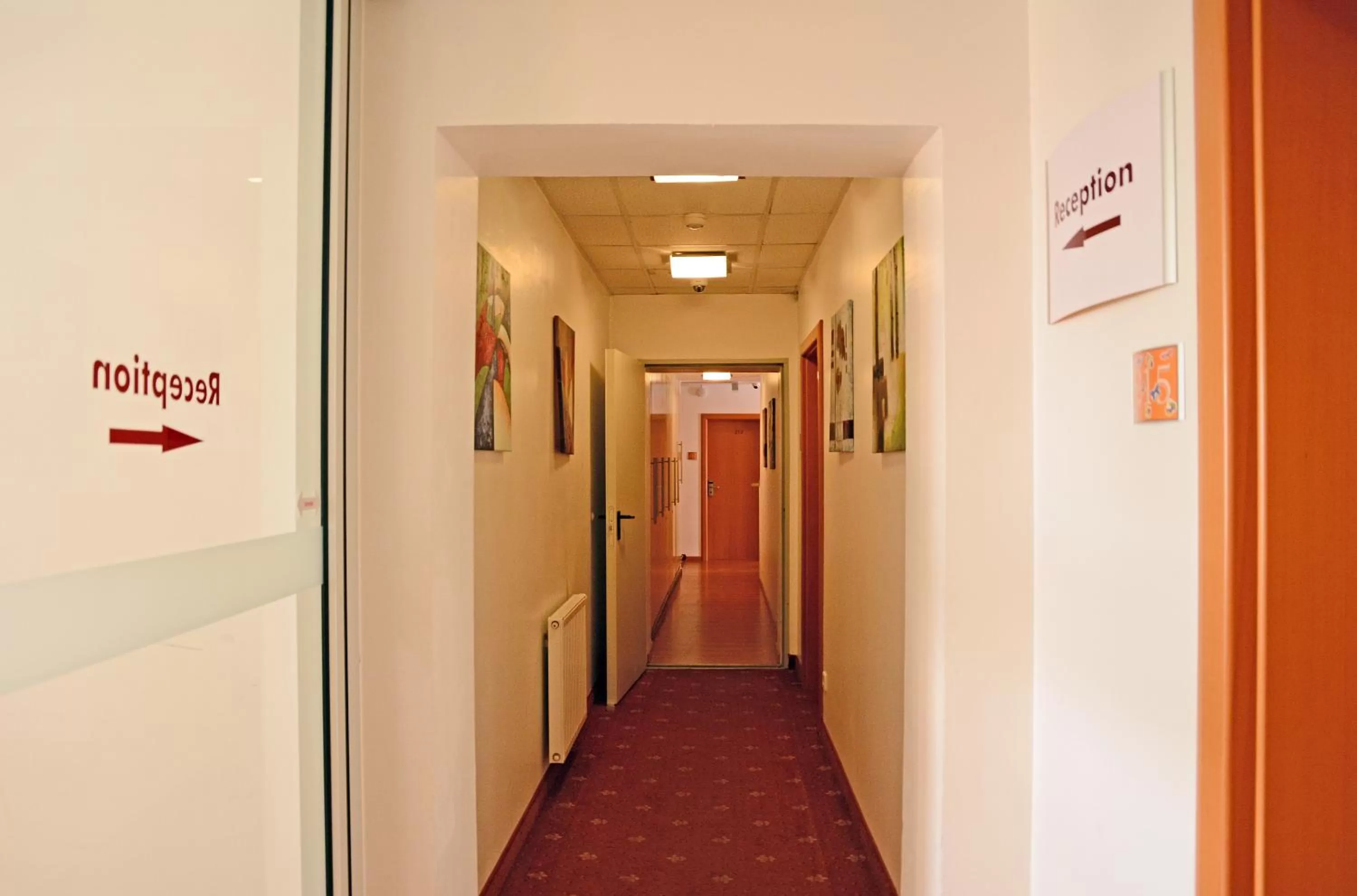 Lobby or reception in Hotel Evido Salzburg City Center