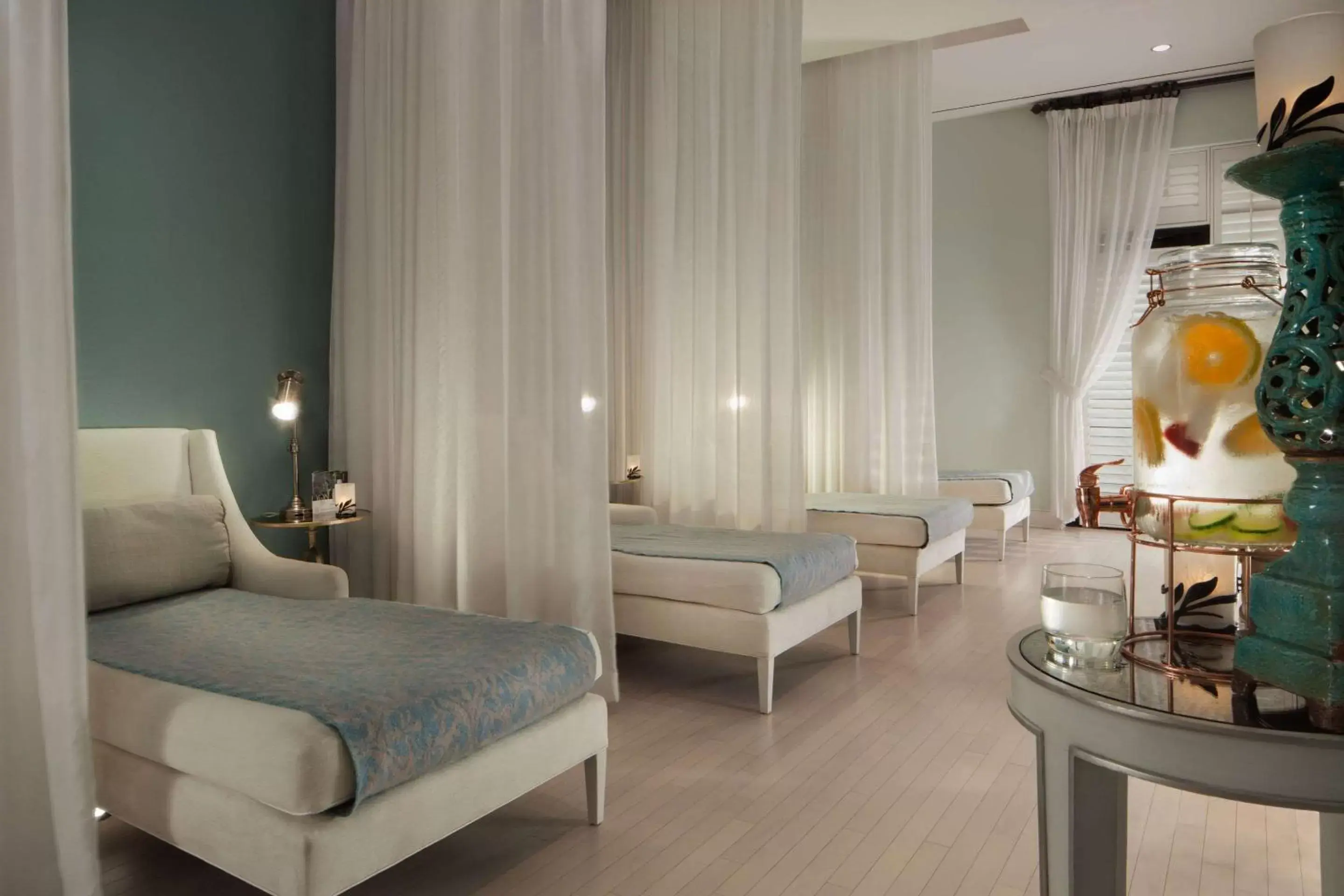 Spa and wellness centre/facilities, Bed in Eilan Hotel and Spa, Ascend Resort Collection