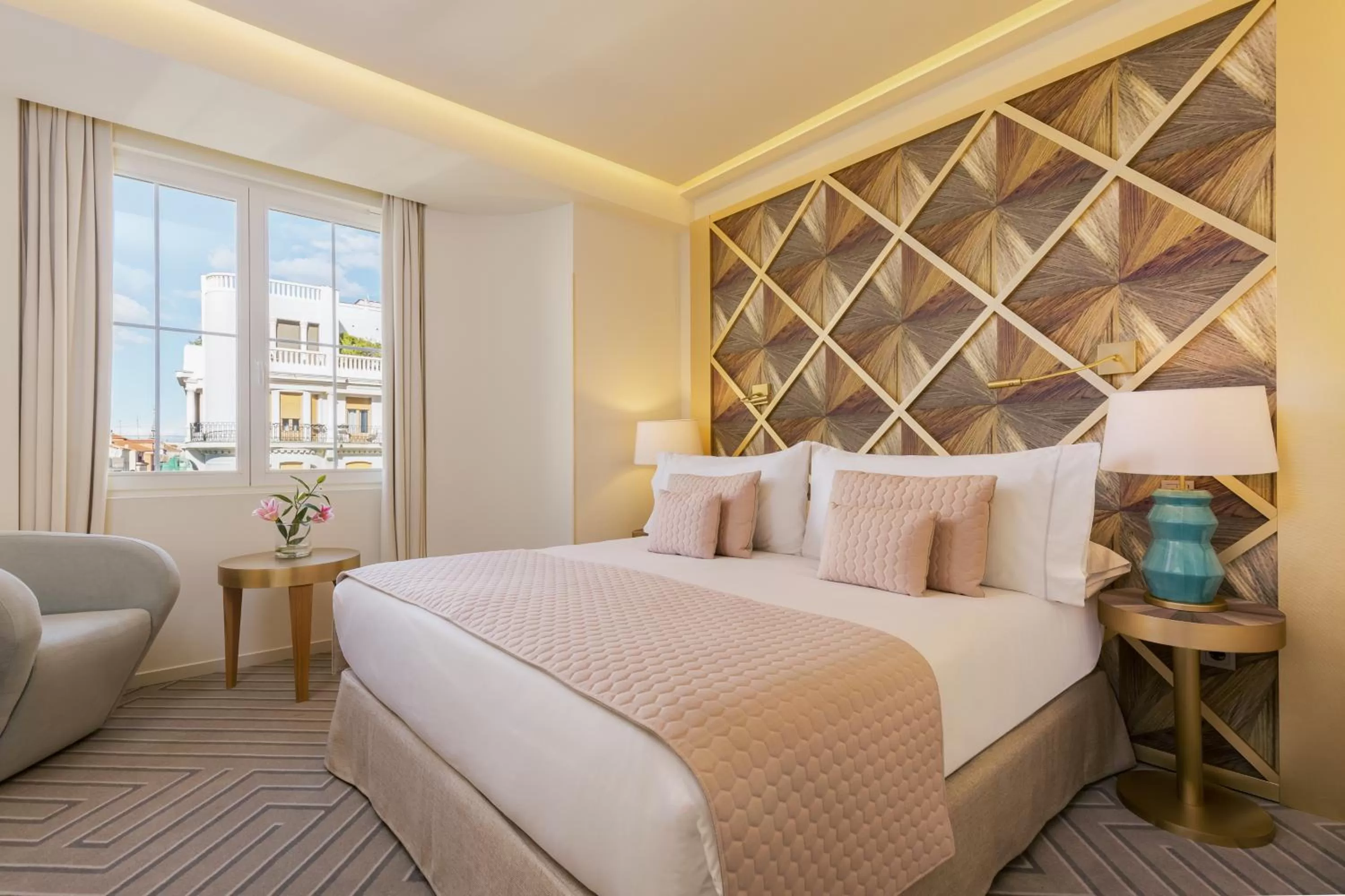 Bed in Room Mate Macarena, Madrid Gran Vía