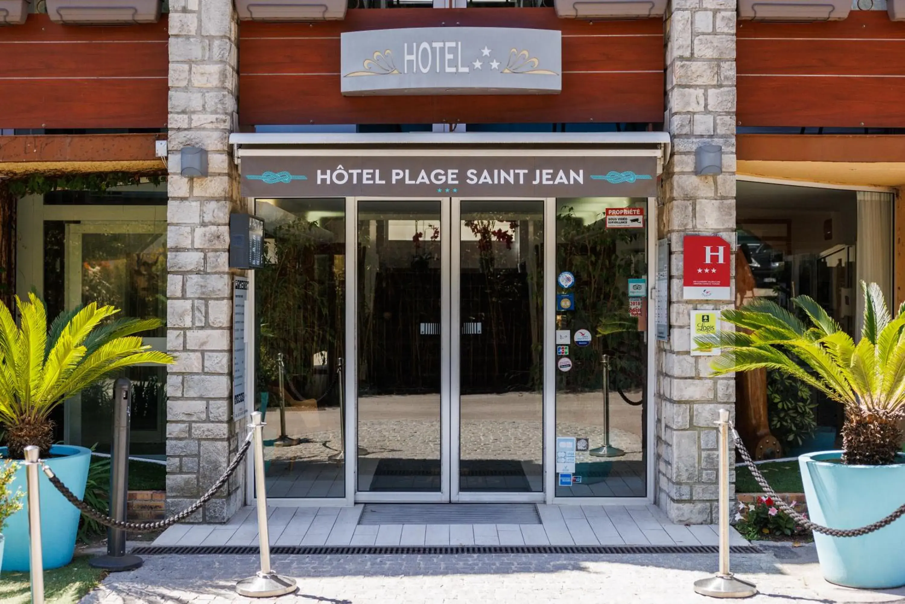 Property building in Hotel SPA Plage St Jean