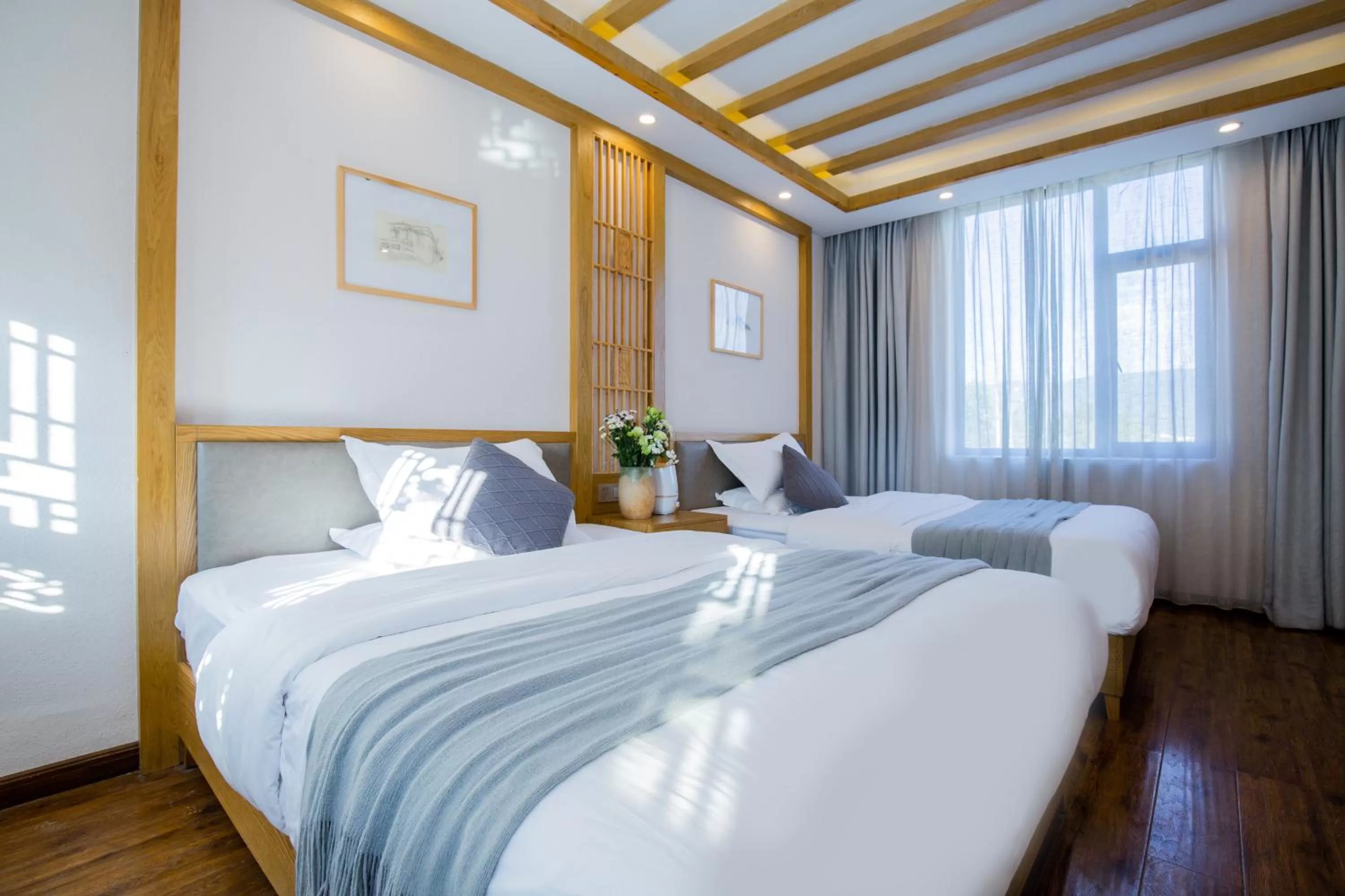 Bedroom, Bed in Lijiang Gemmer Hotel