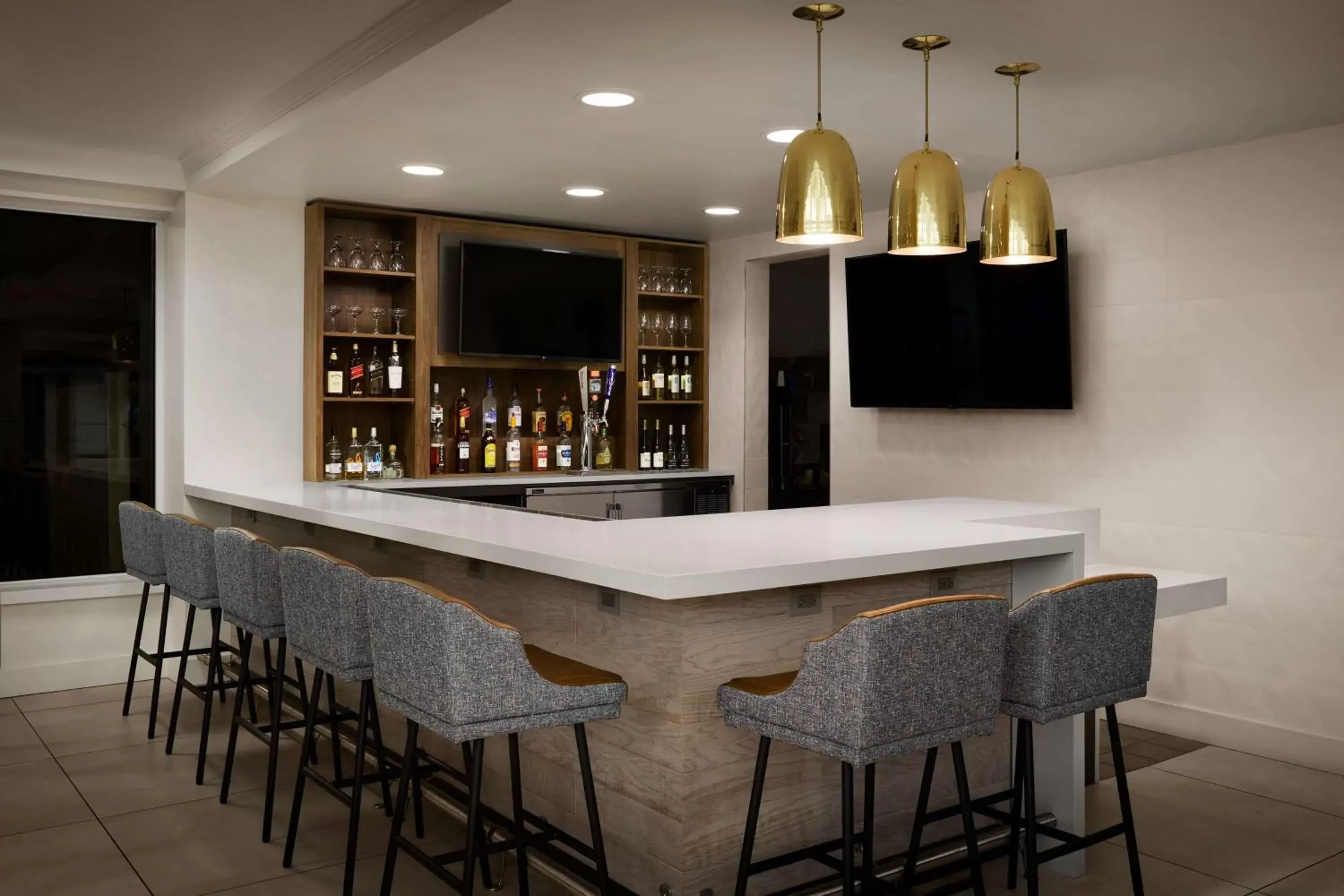 Lounge or bar, Lounge/Bar in Hilton Garden Inn Denver South Park Meadows Area