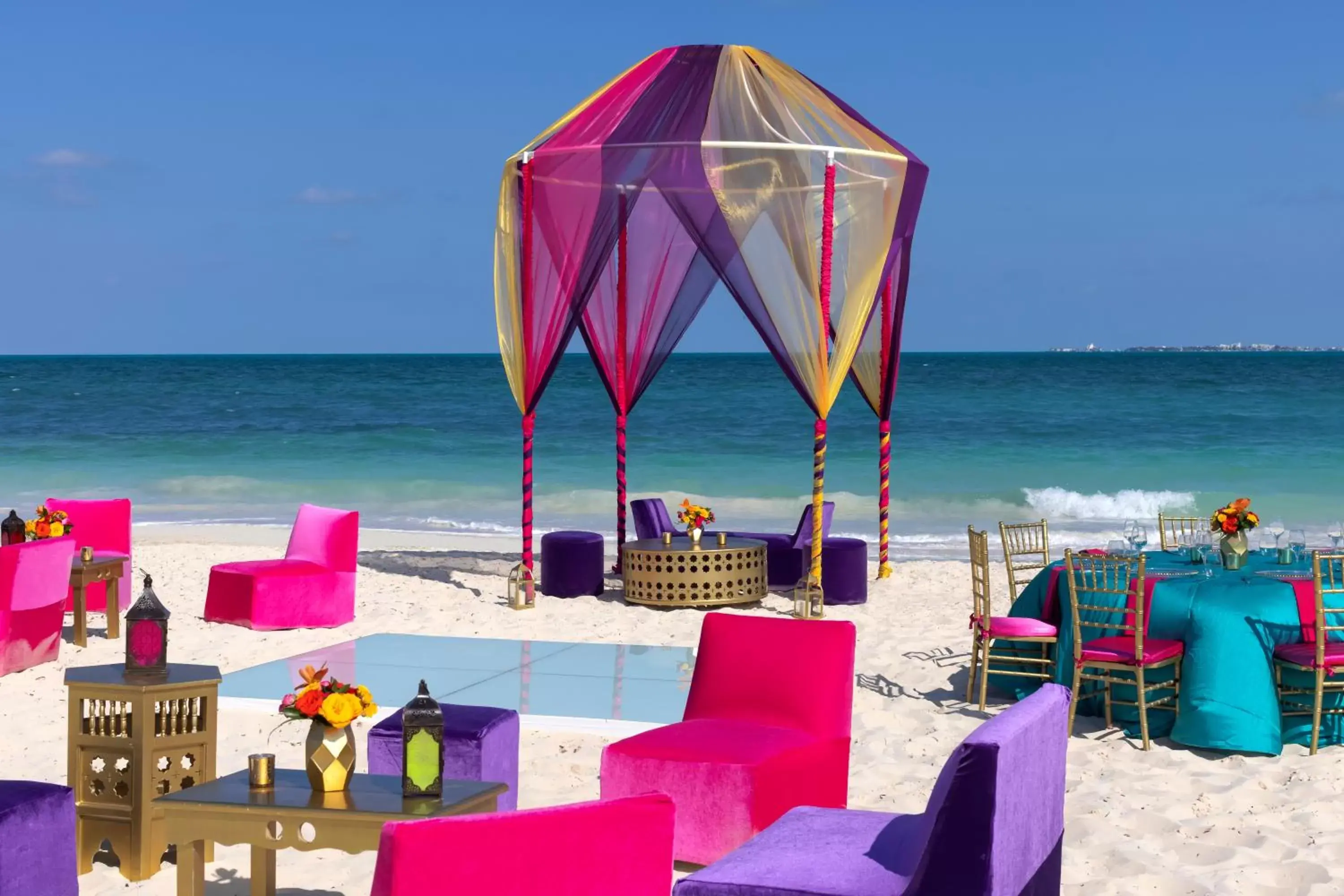wedding, Beach in Planet Hollywood Cancun, An Autograph Collection All-Inclusive Resort