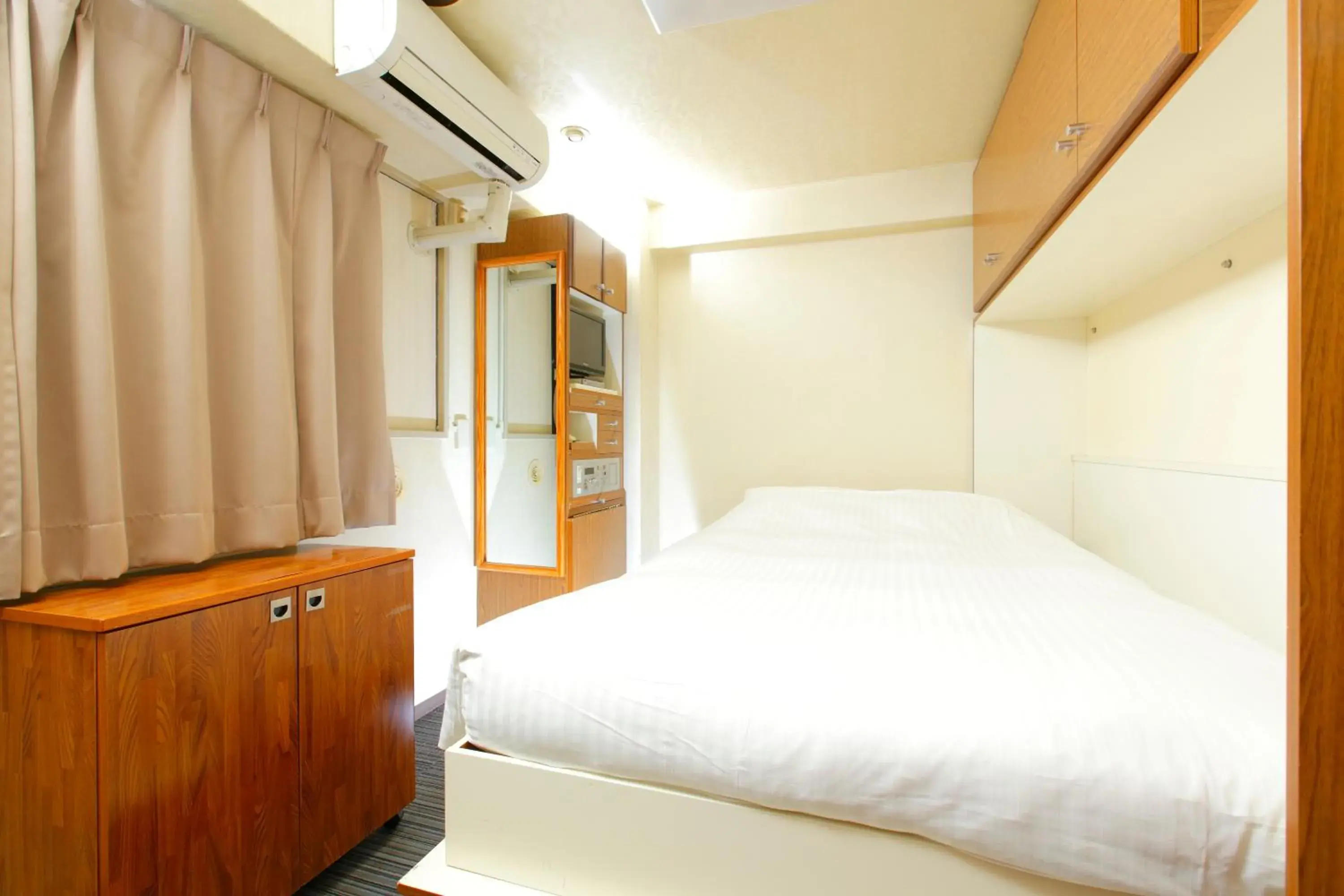 Photo of the whole room, Bed in Flexstay Inn Higashi-Jujo