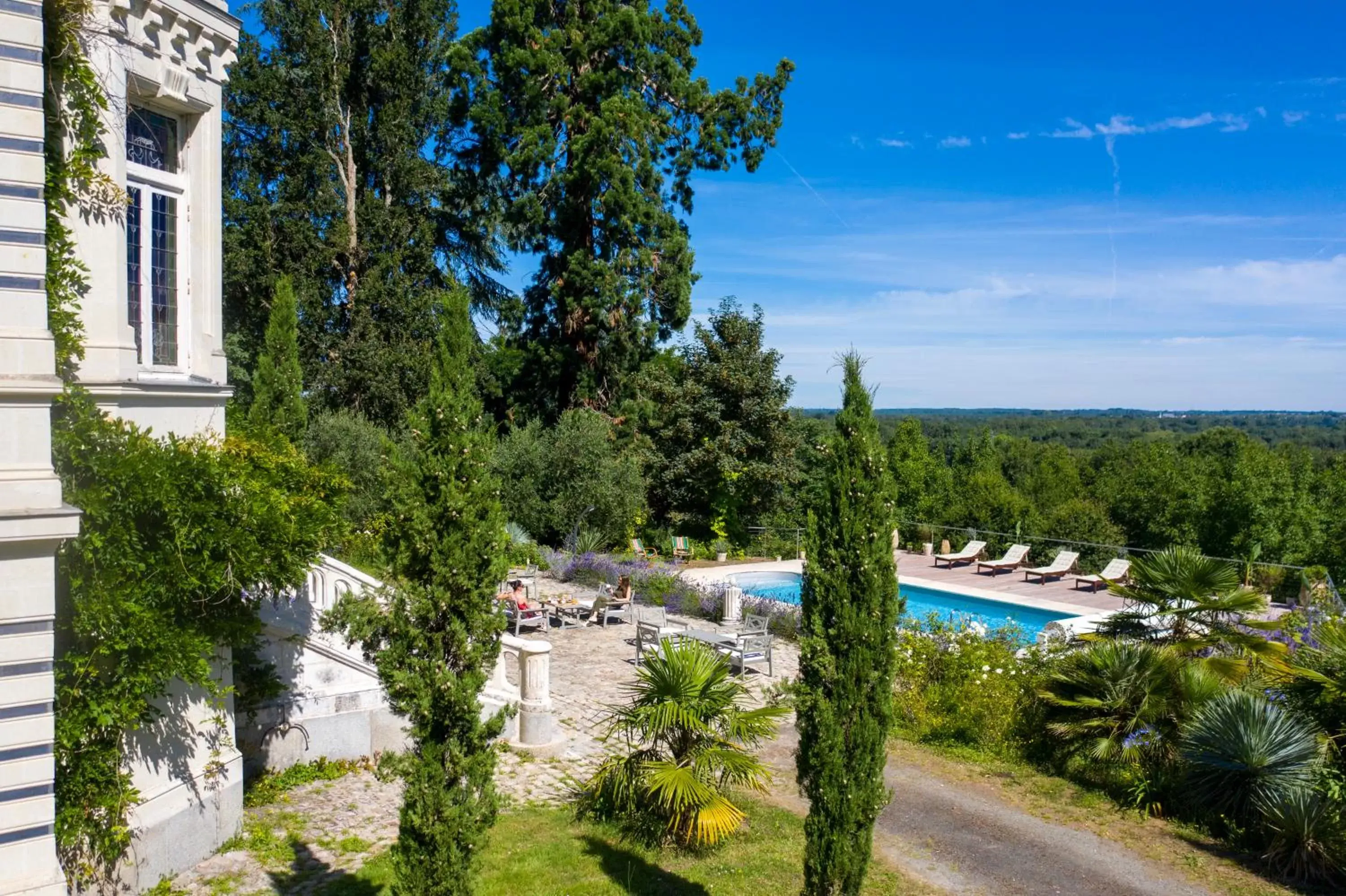 Garden view, Pool View in Château des Forges par Slow Village