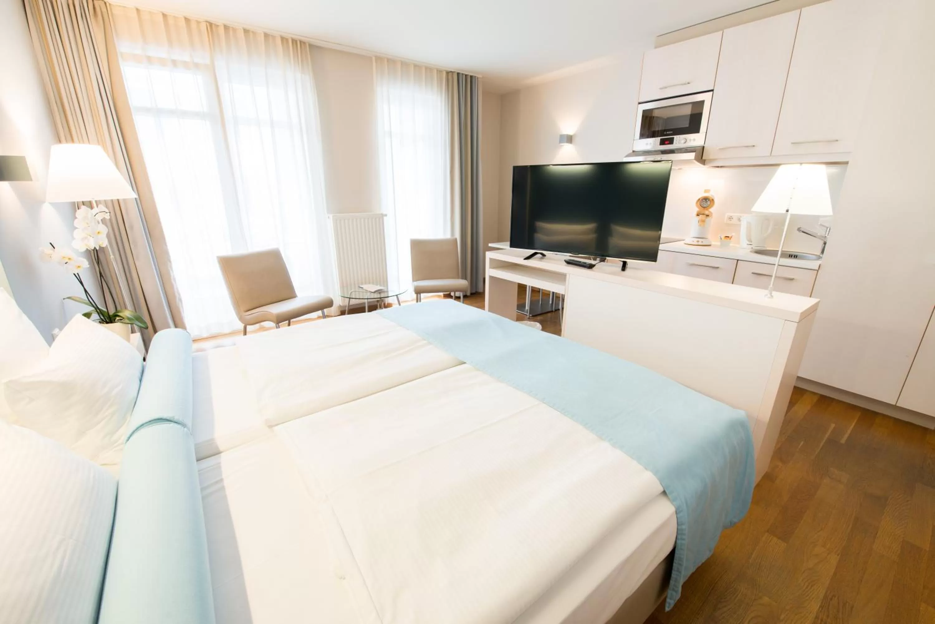 Photo of the whole room, Bed in Nymphe Strandhotel & Apartments