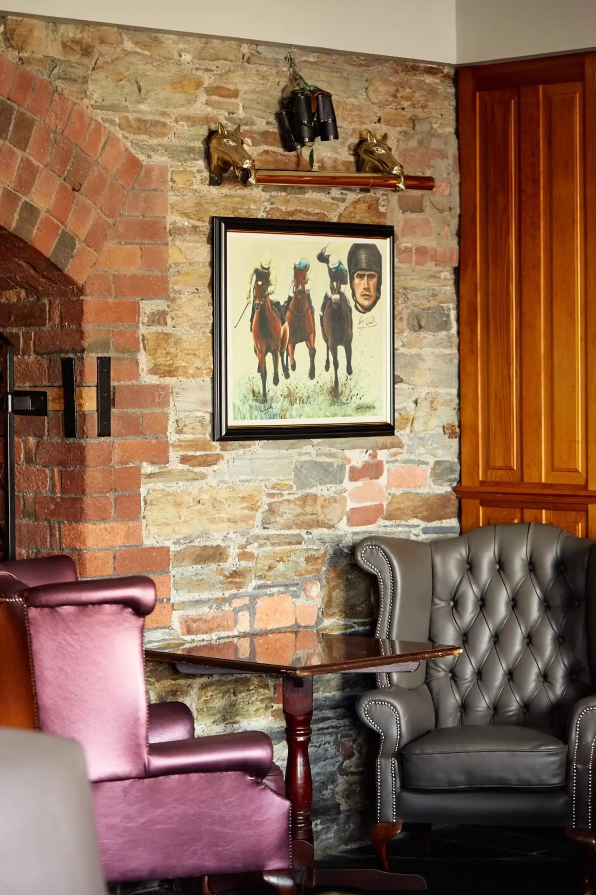 Lounge or bar, Seating Area in Dooley's Hotel