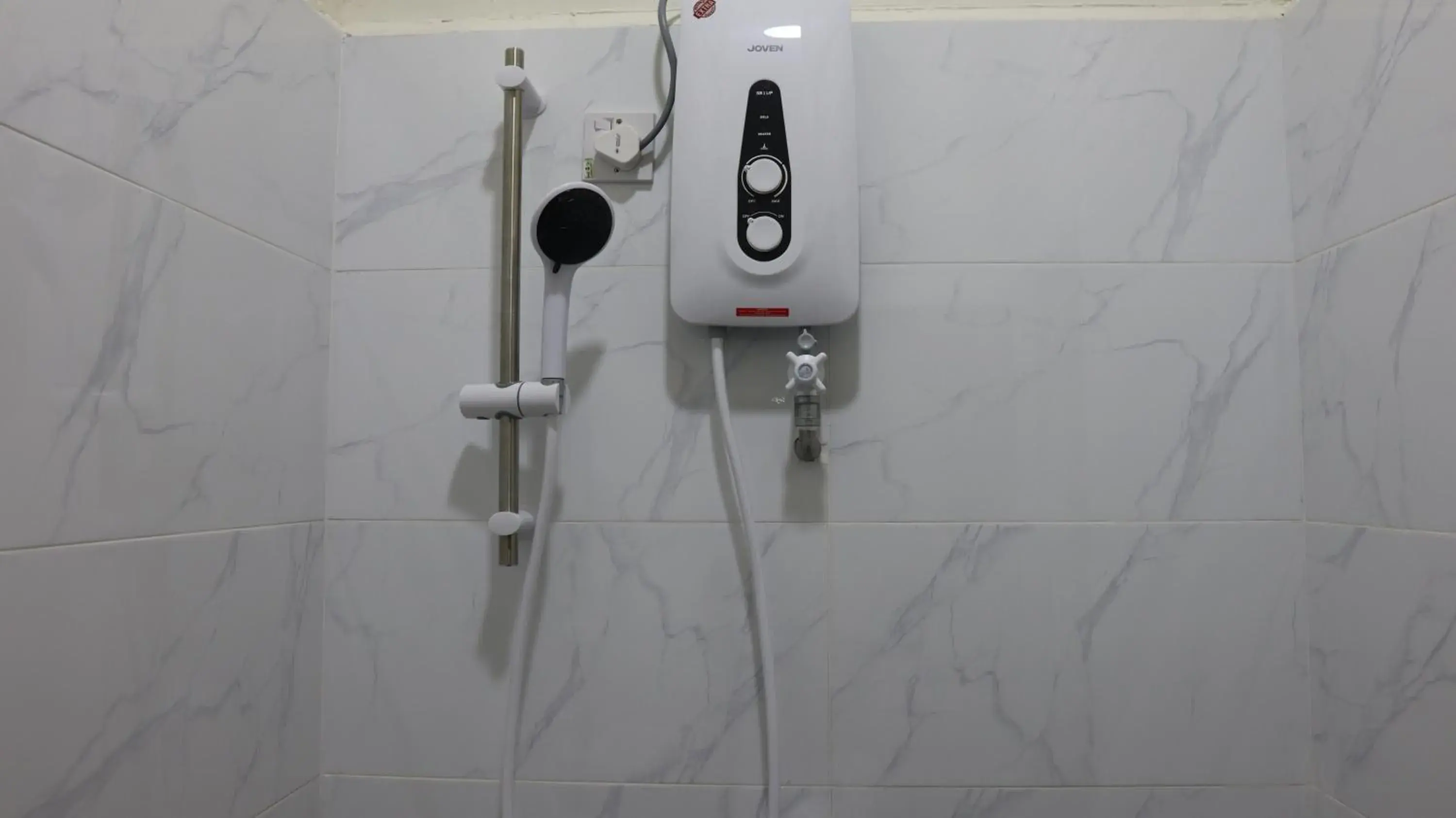 Shower, Bathroom in The Explorers Guesthouse