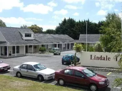 Property Building in Kapiti Lindale Motel and Conference Centre