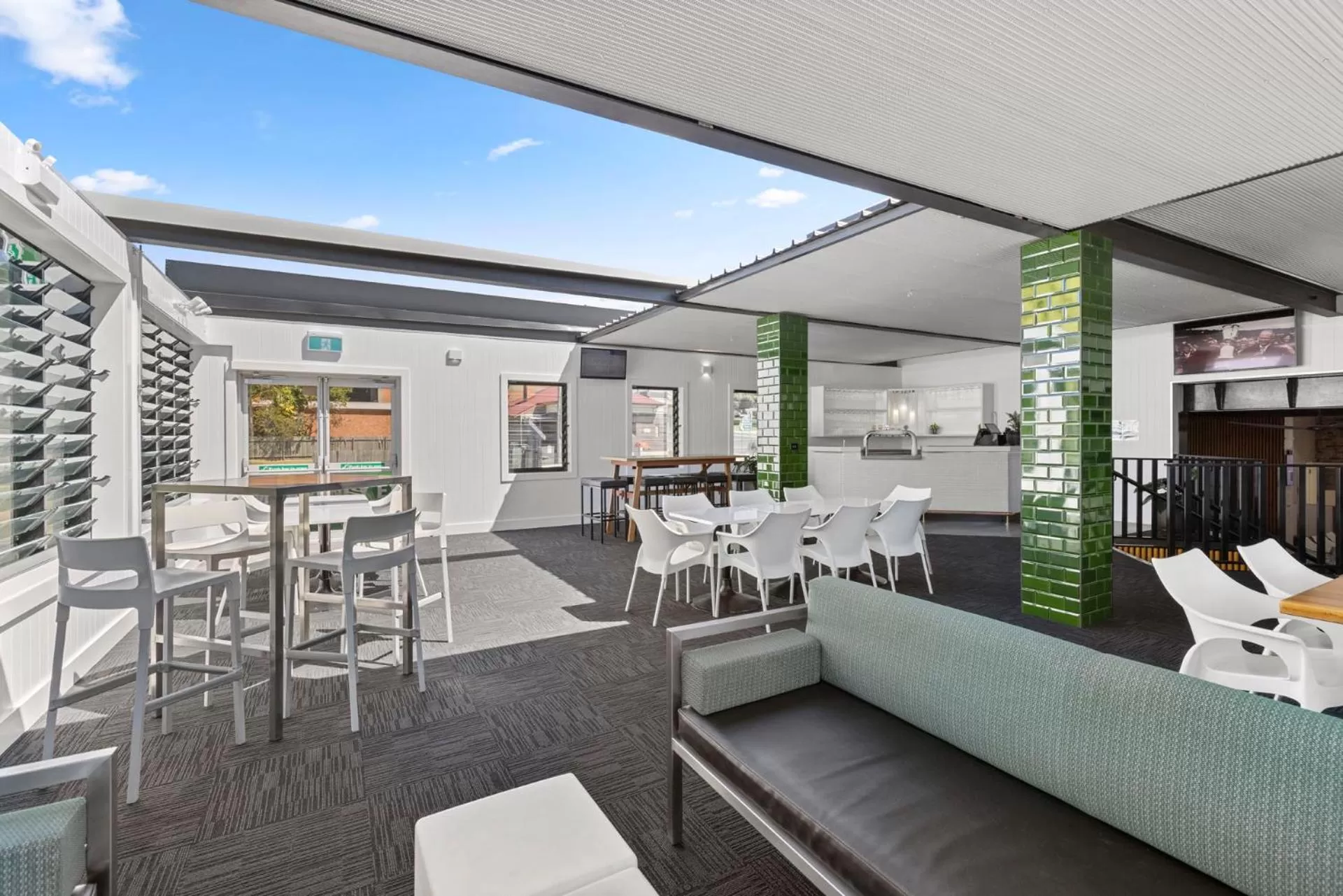 Pier Hotel Coffs Harbour