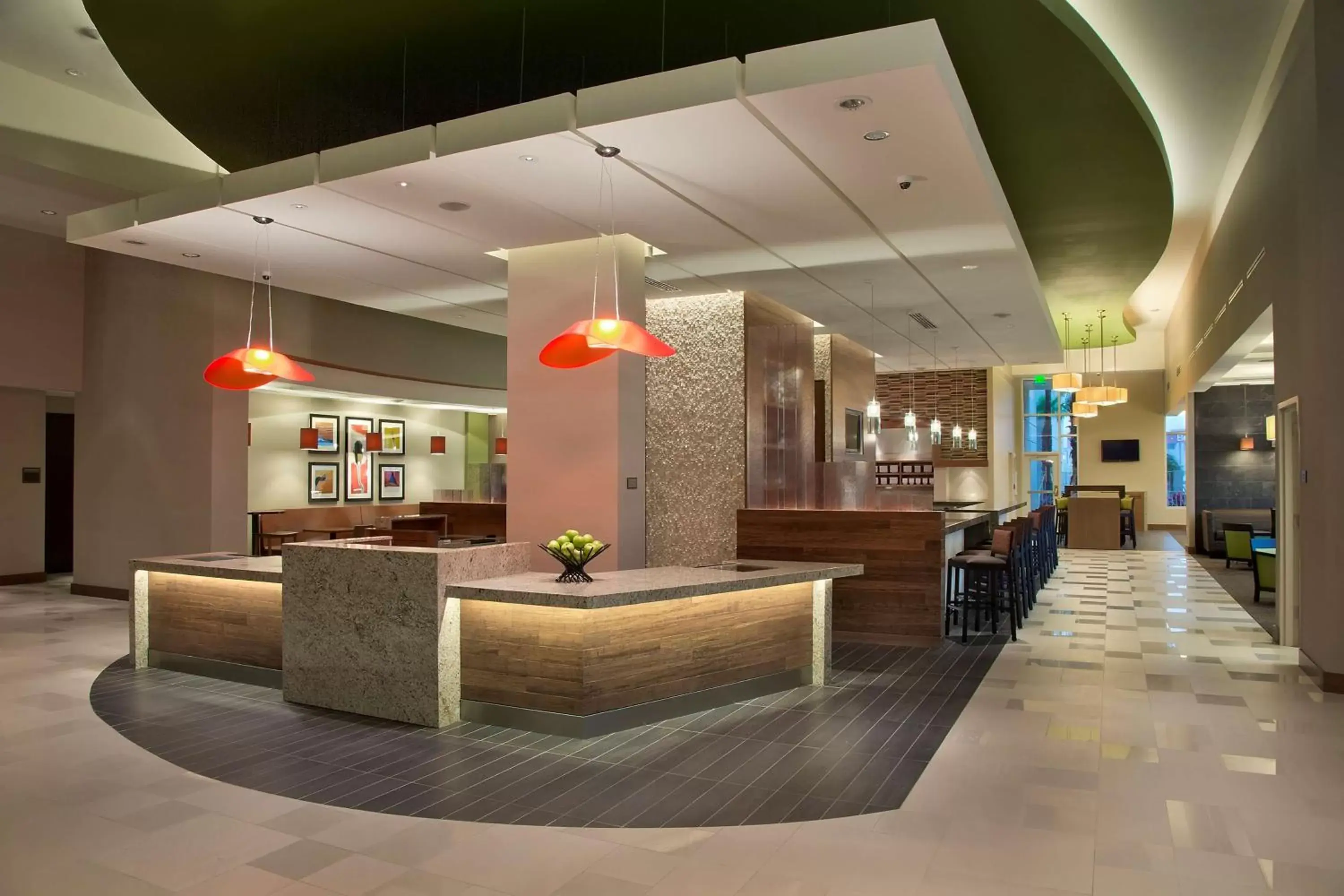 Lounge or bar, Lobby/Reception in Hyatt Place Bayamon