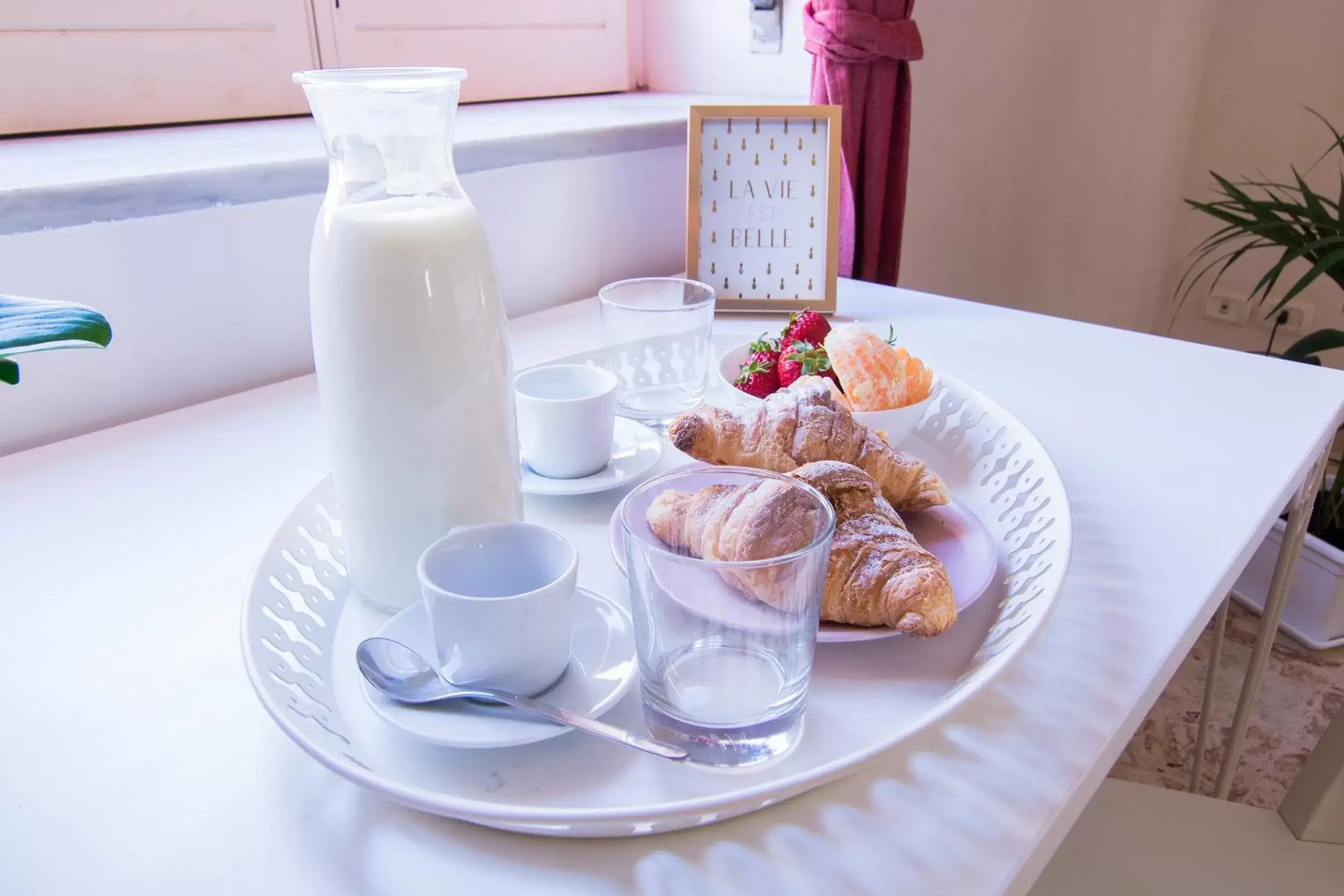 Italian breakfast in Maison Ortigia Italian breakfast in Maison Ortigia