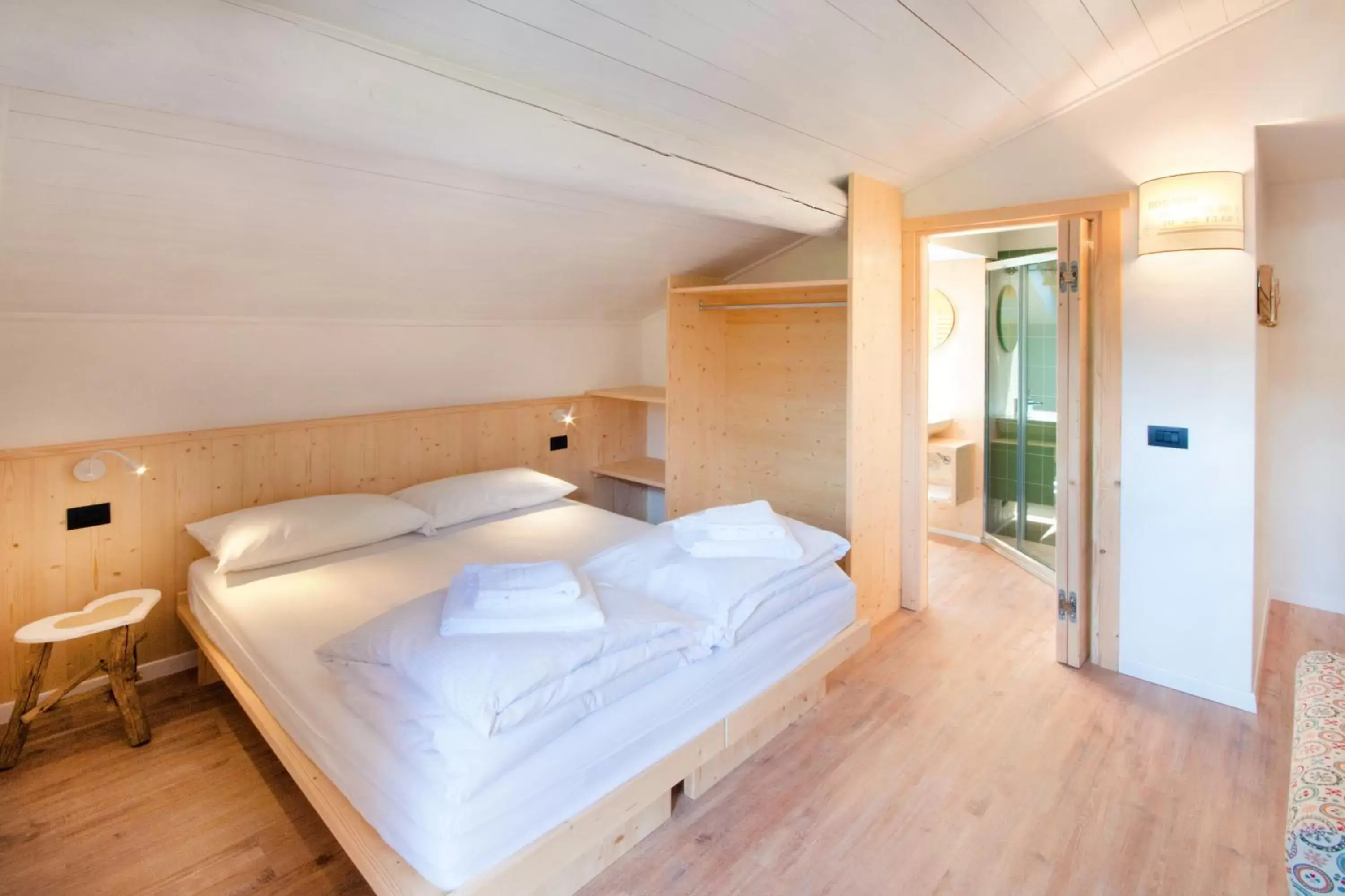 Superior Double or Twin Room in Ostello Alpino Superior Double or Twin Room in Ostello Alpino