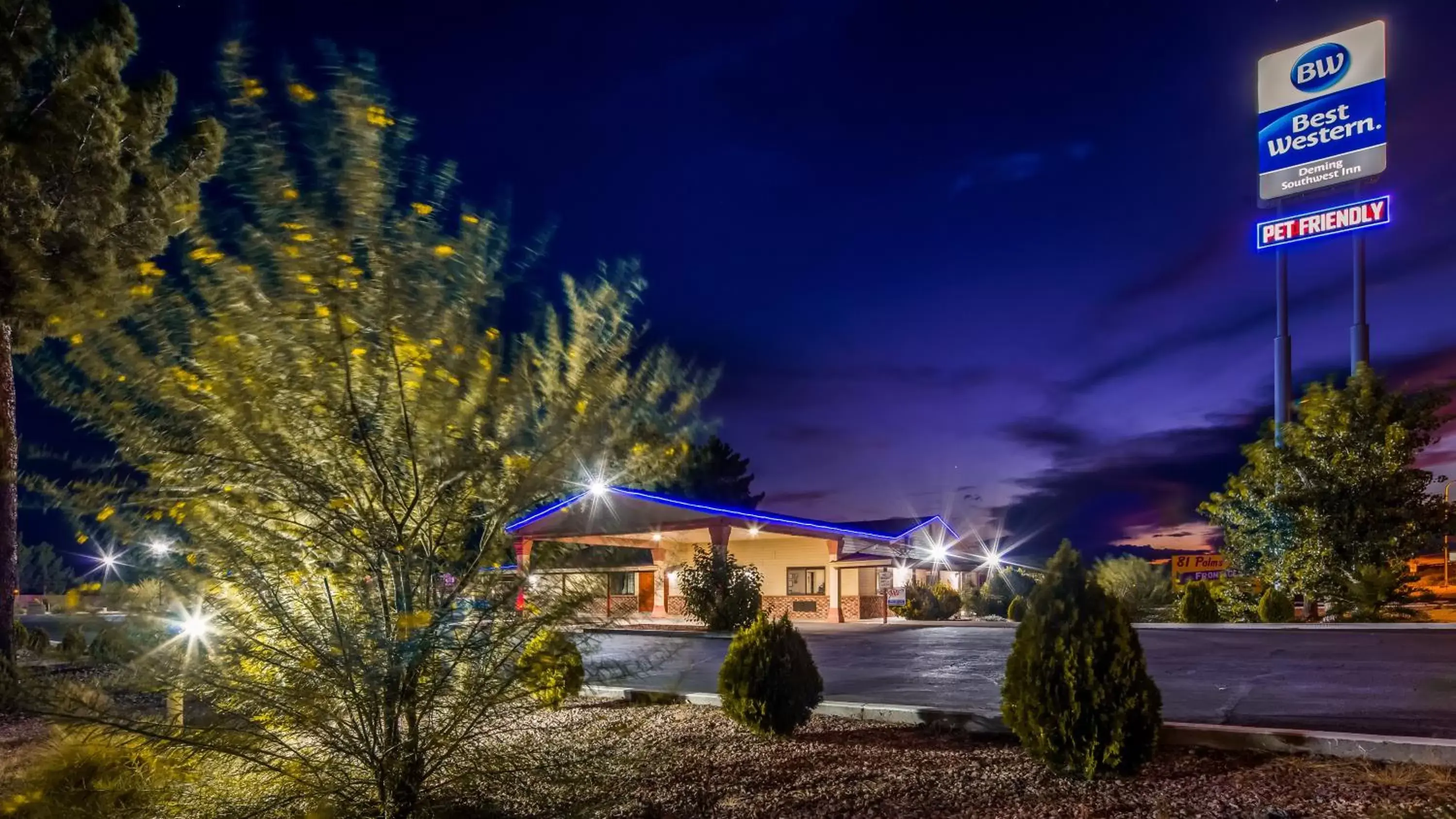 Facade/entrance in Best Western Deming Southwest Inn