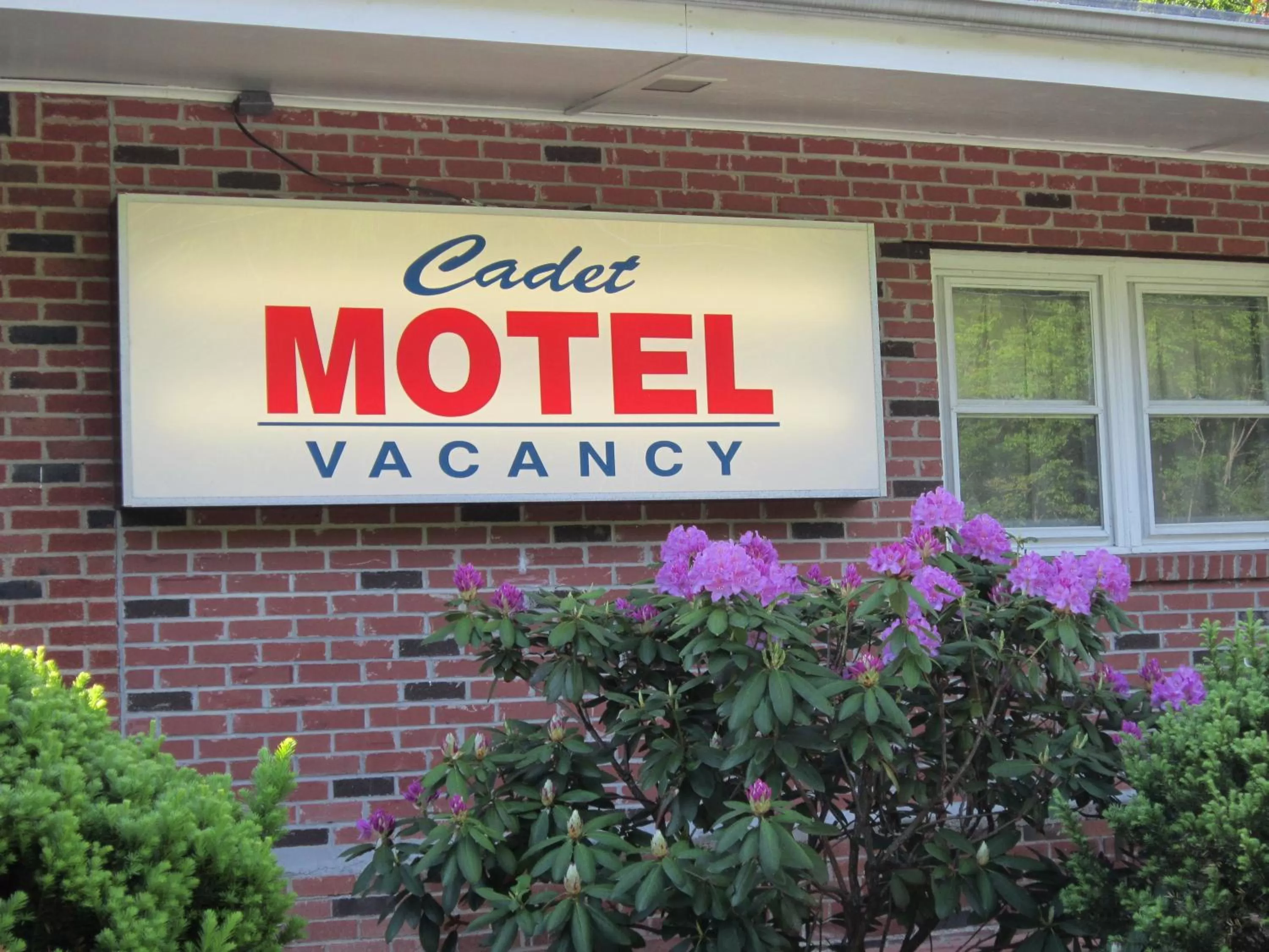 Cadet Motel