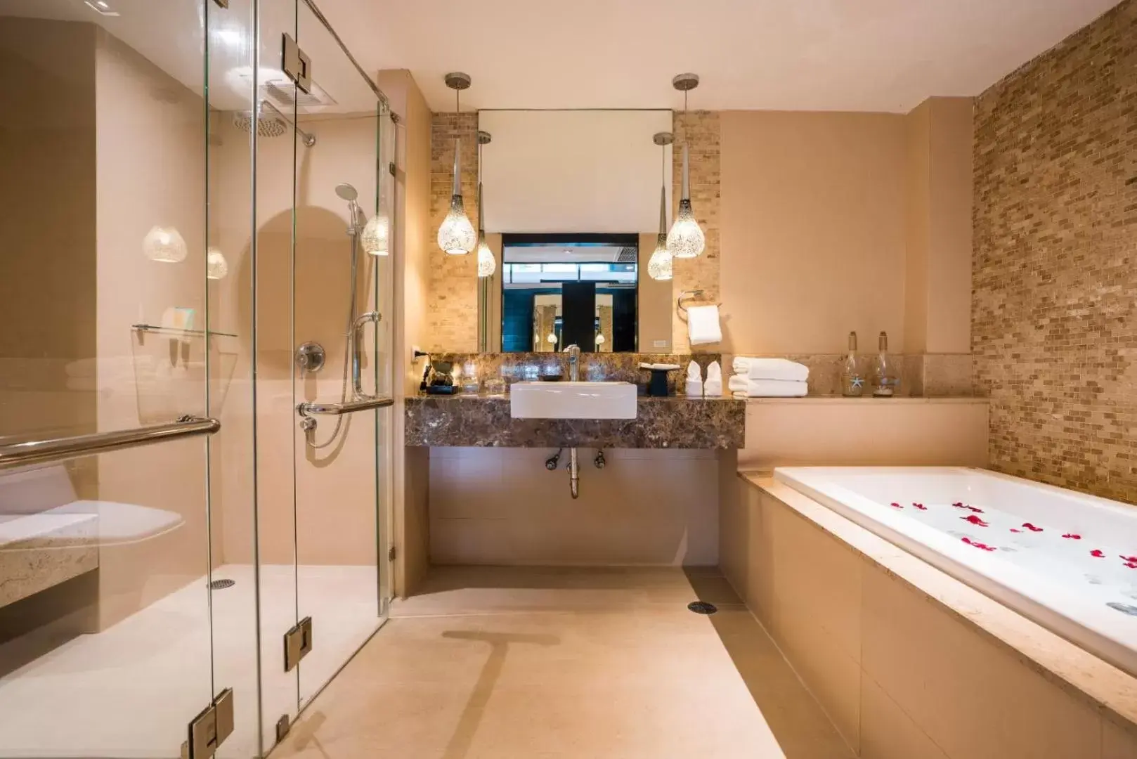 Bathroom in KC Grande Resort & Spa - SHA Extra Plus
