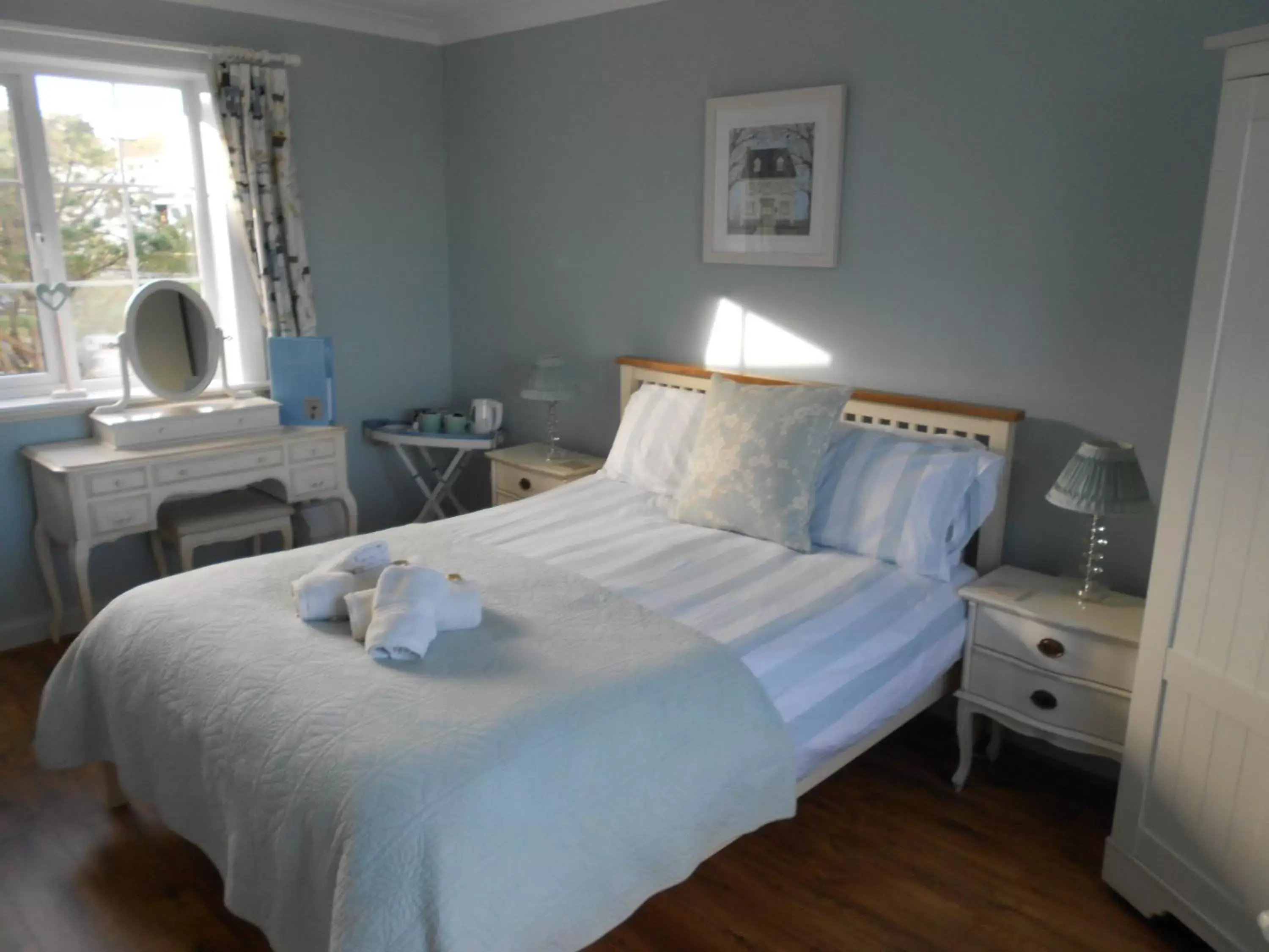 Day, Bed in Downsfield Bed and Breakfast