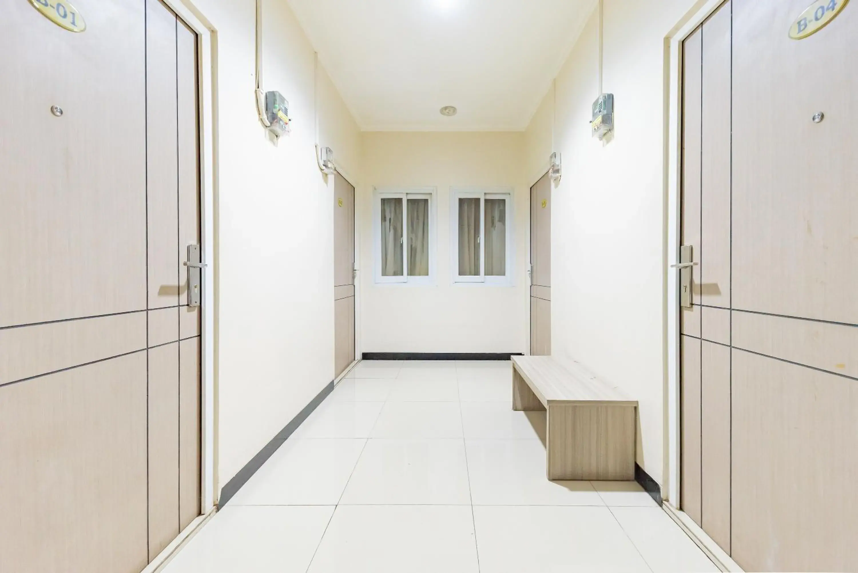 Property building in RedDoorz near Botani Square Mall Property building in RedDoorz near Botani Square Mall