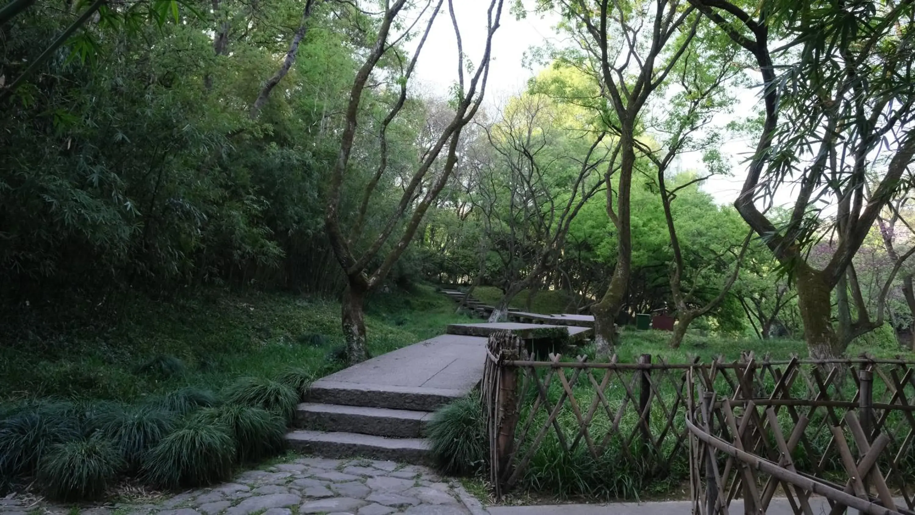 Garden in Rock&Wood Cozy House