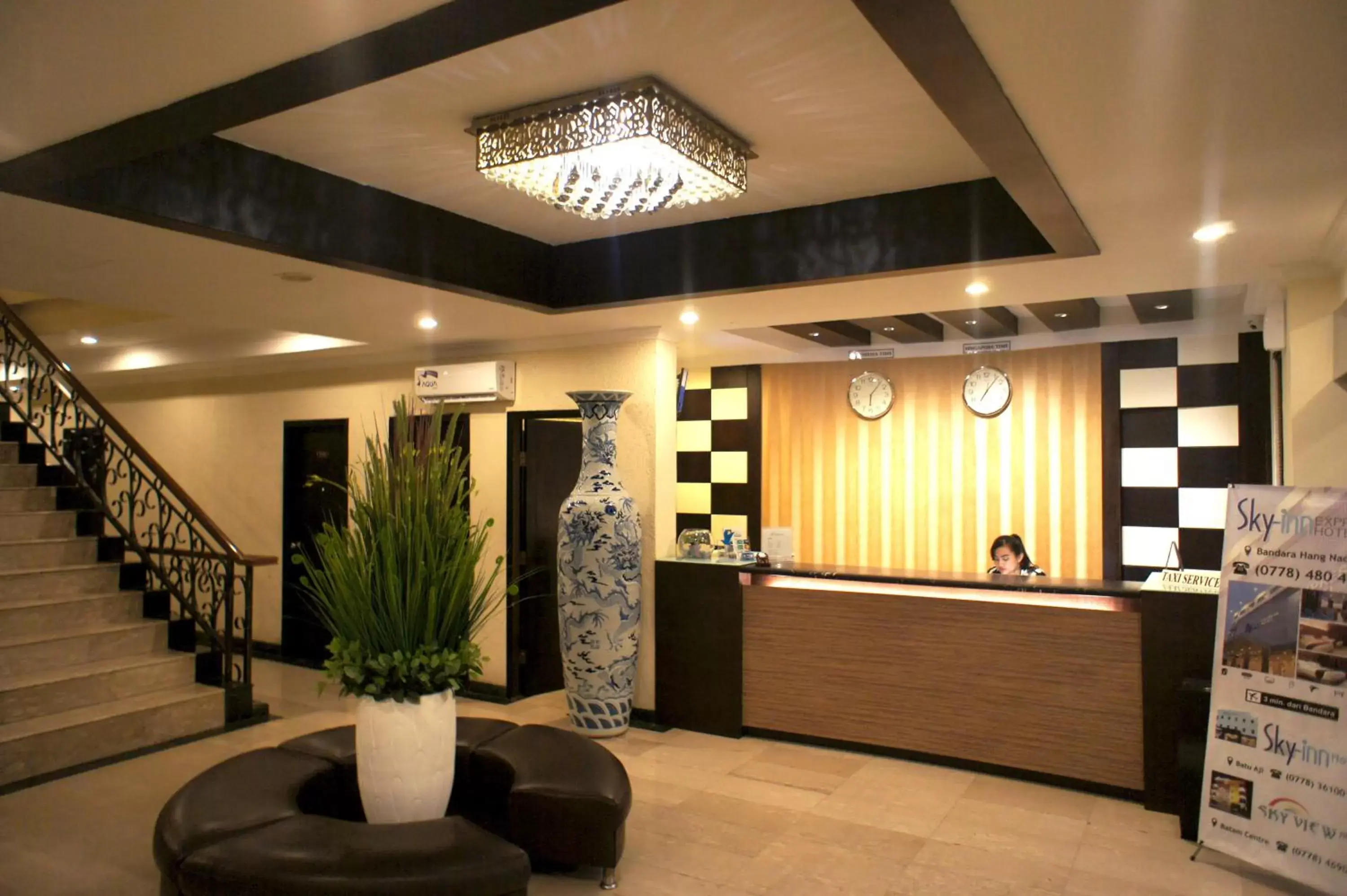 Lobby/Reception in Sky View Hotel Managed by OS