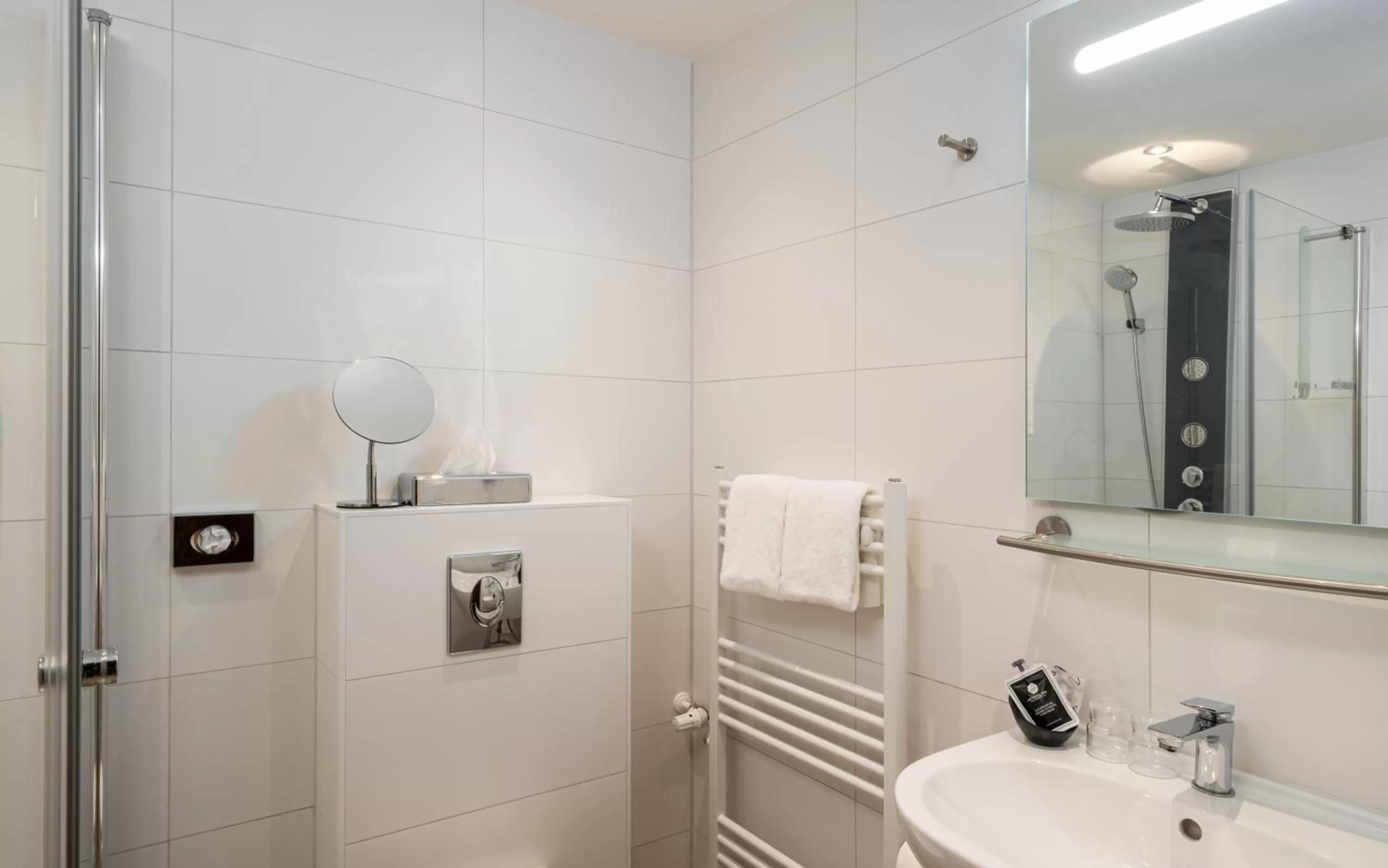 Bathroom in Arthotel ANA Goggl