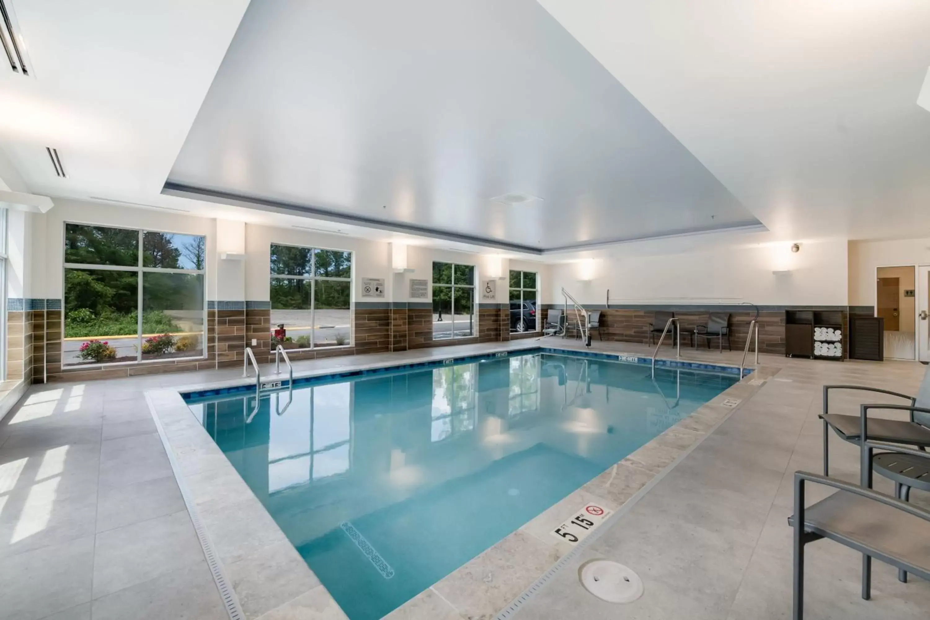 Swimming Pool in Fairfield by Marriott Inn & Suites Virginia Beach Town Center