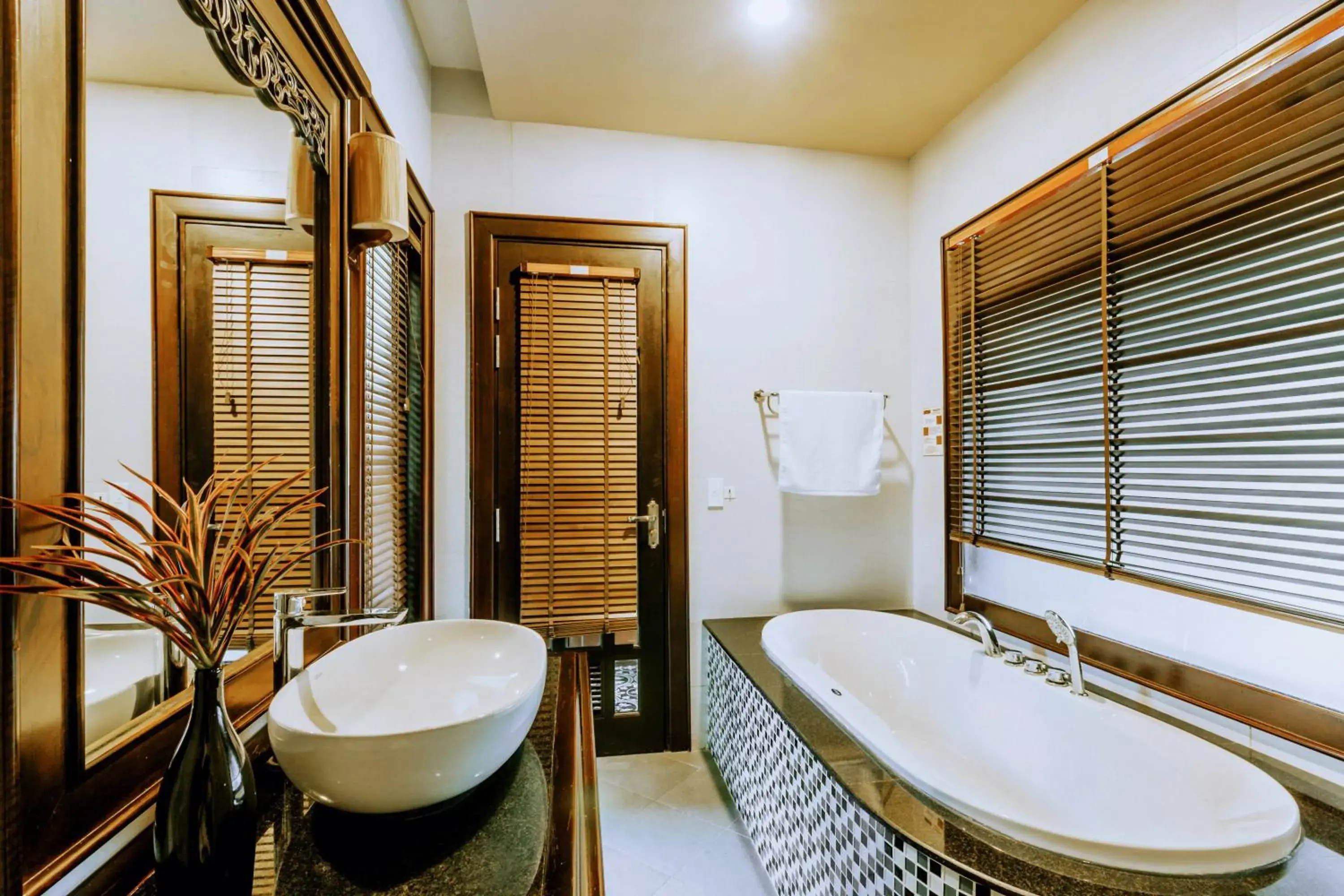 Bathroom in Anja Beach Resort & Spa