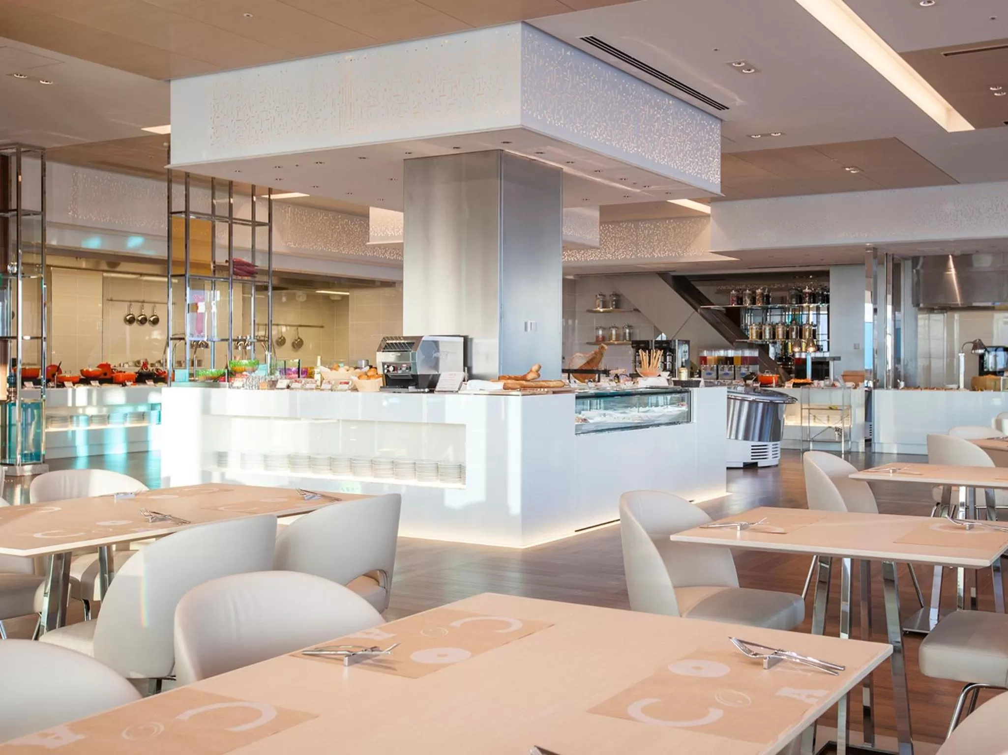 Restaurant/places to eat in Osaka Marriott Miyako Hotel