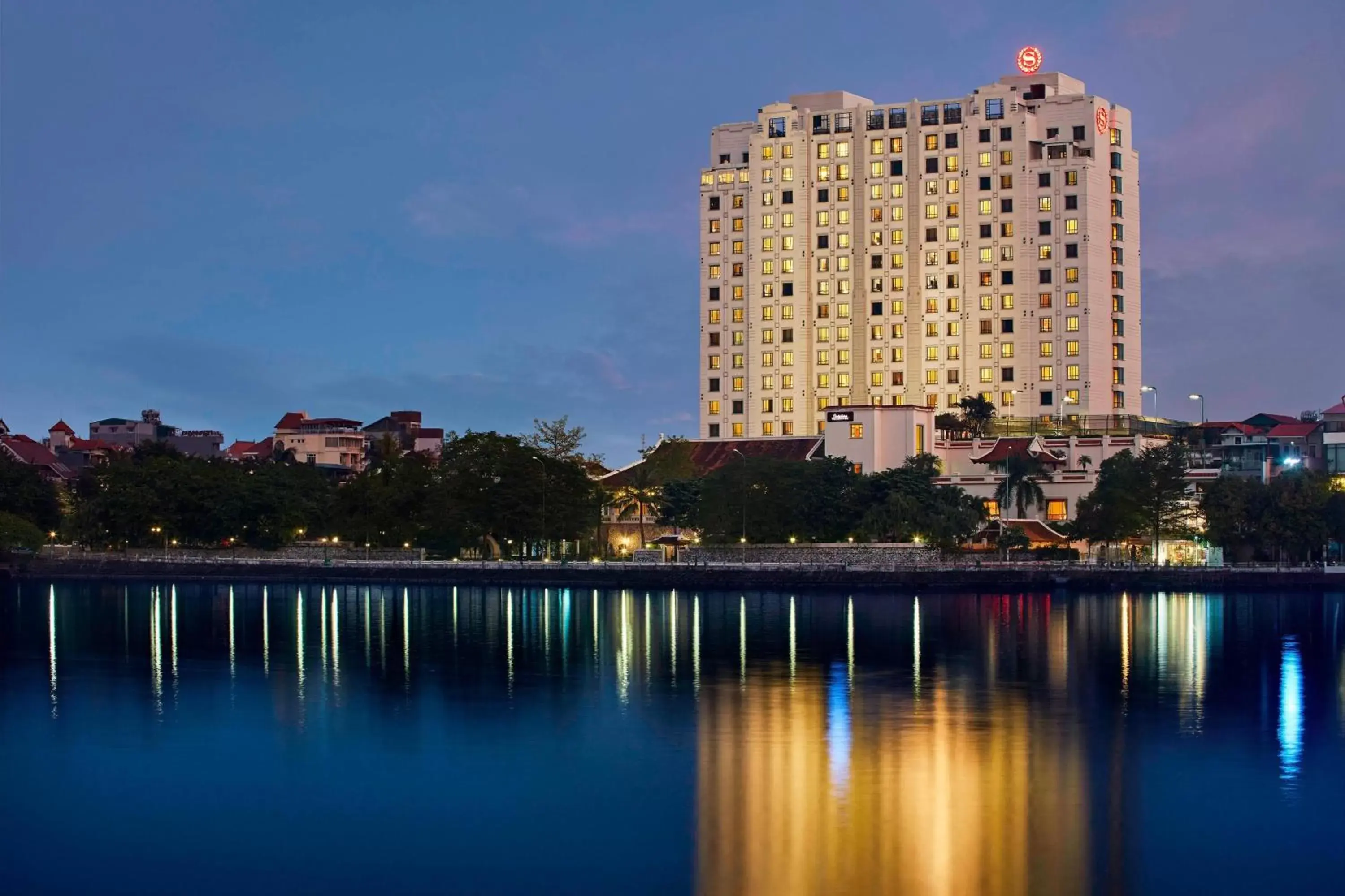 Property building in Sheraton Hanoi Hotel