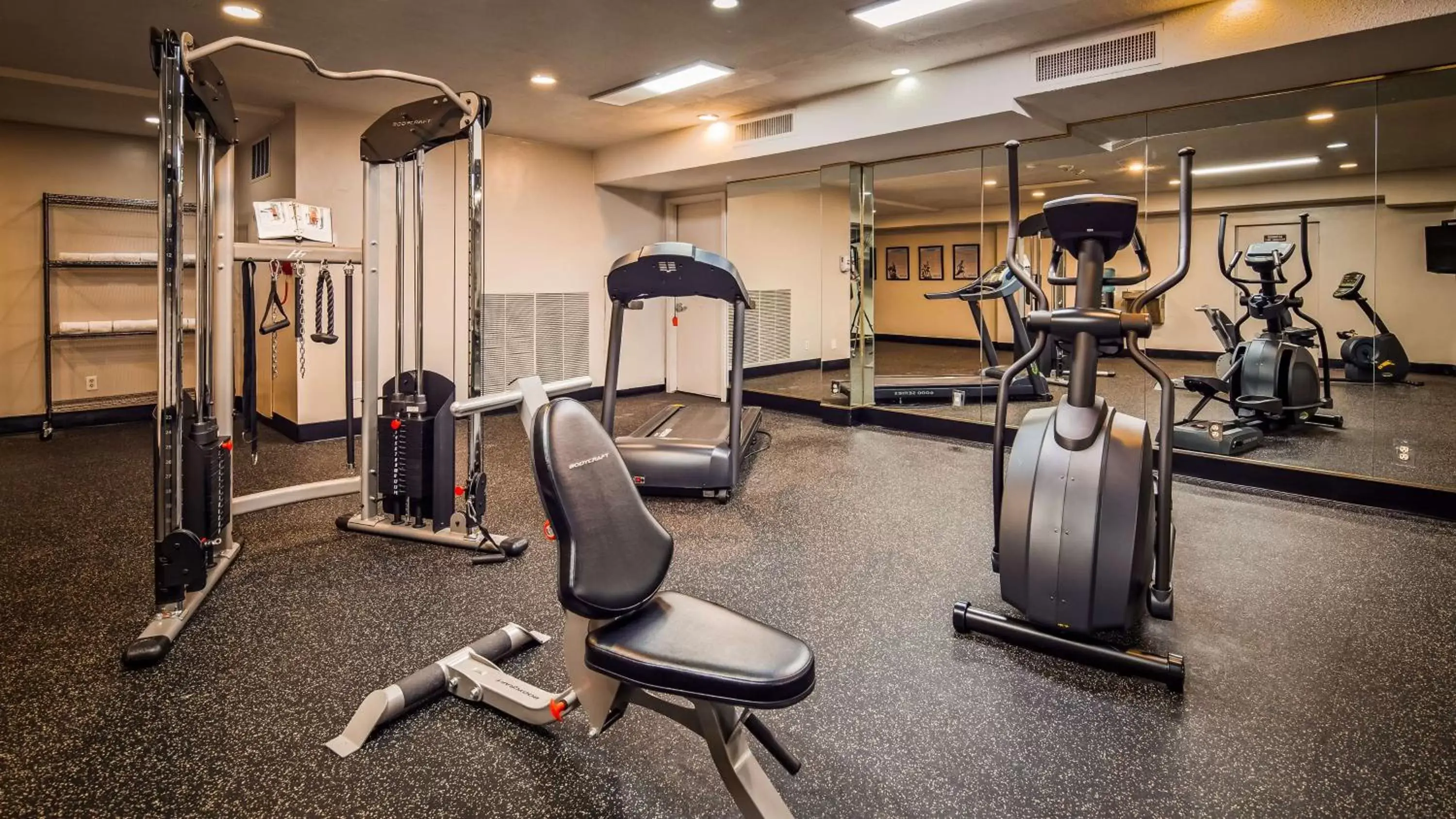 Fitness centre/facilities, Fitness Center/Facilities in Hotel Pentagon