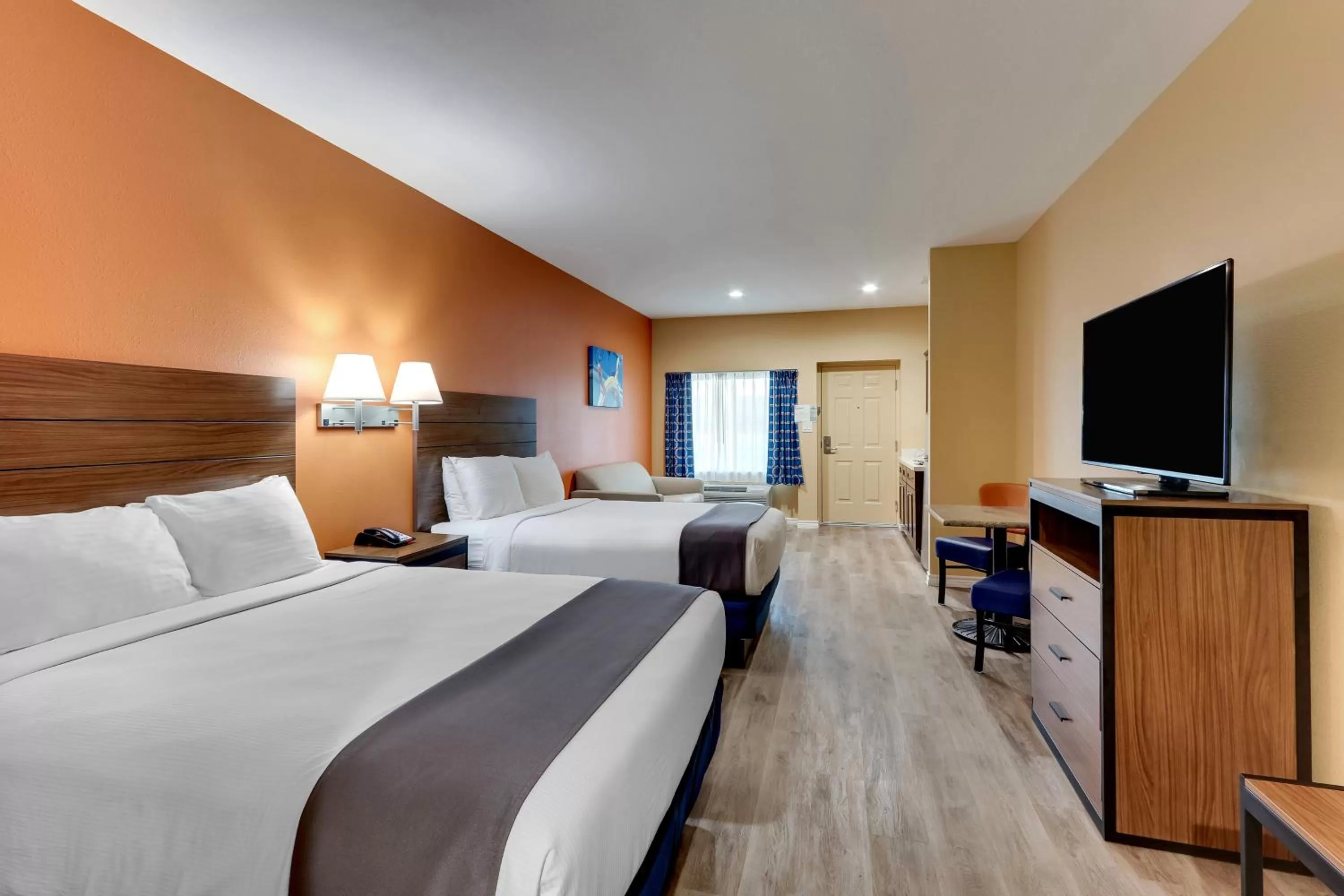 Bed in Captains Quarters Inn