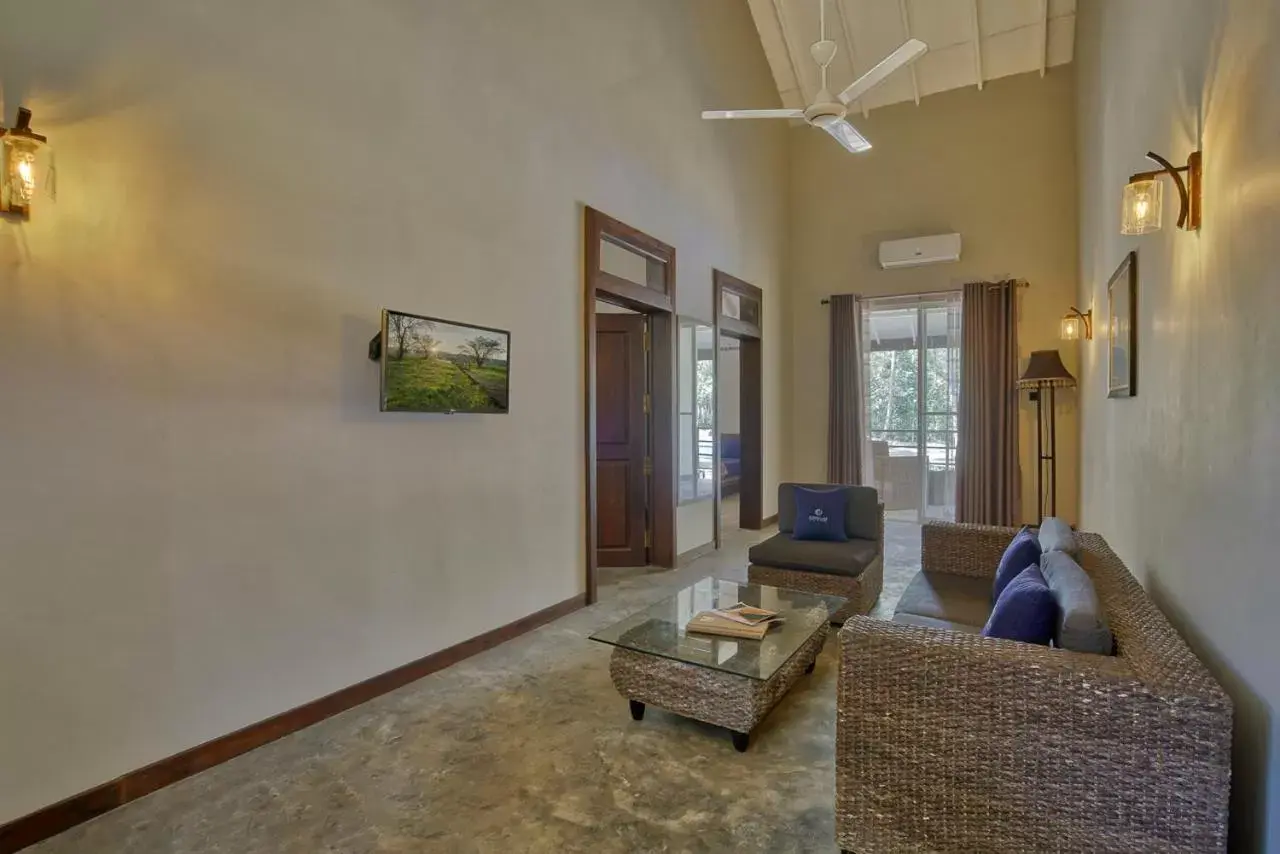 Living room, Seating Area in Athena Lake